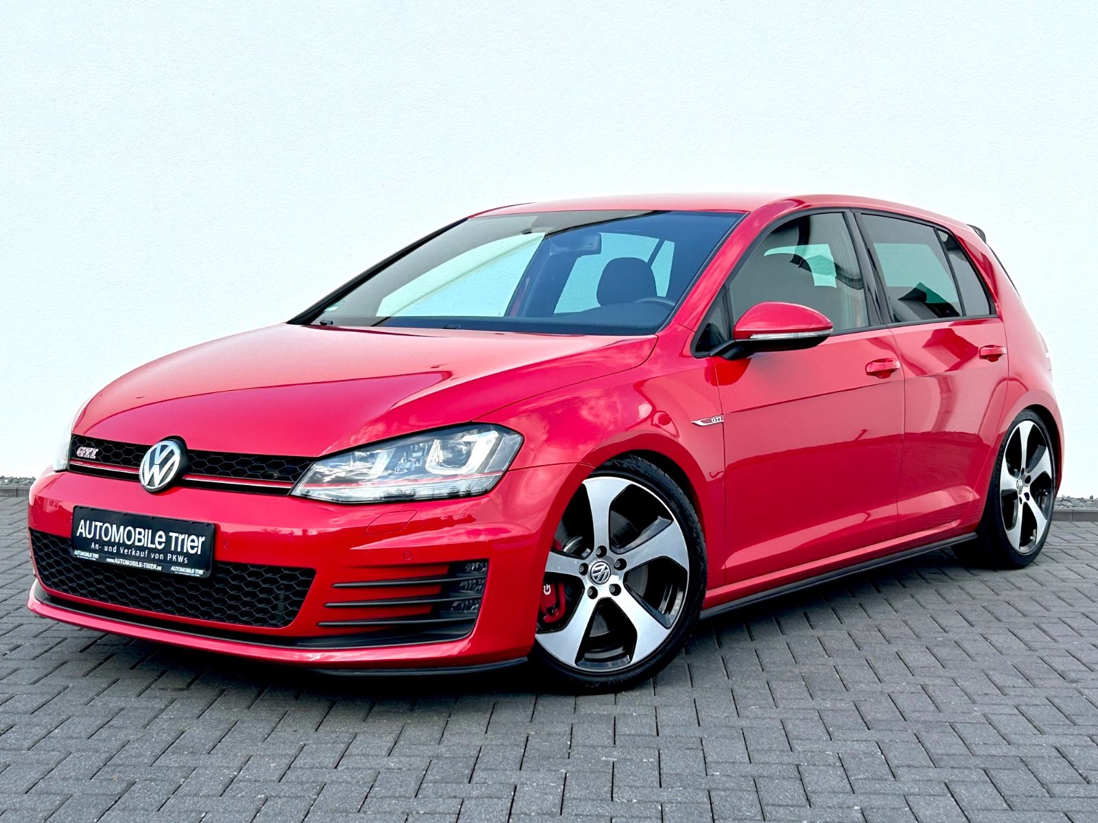 Volkswagen Golf 7 Lim. GTI Performance /NAVI/LED/KAMERA/