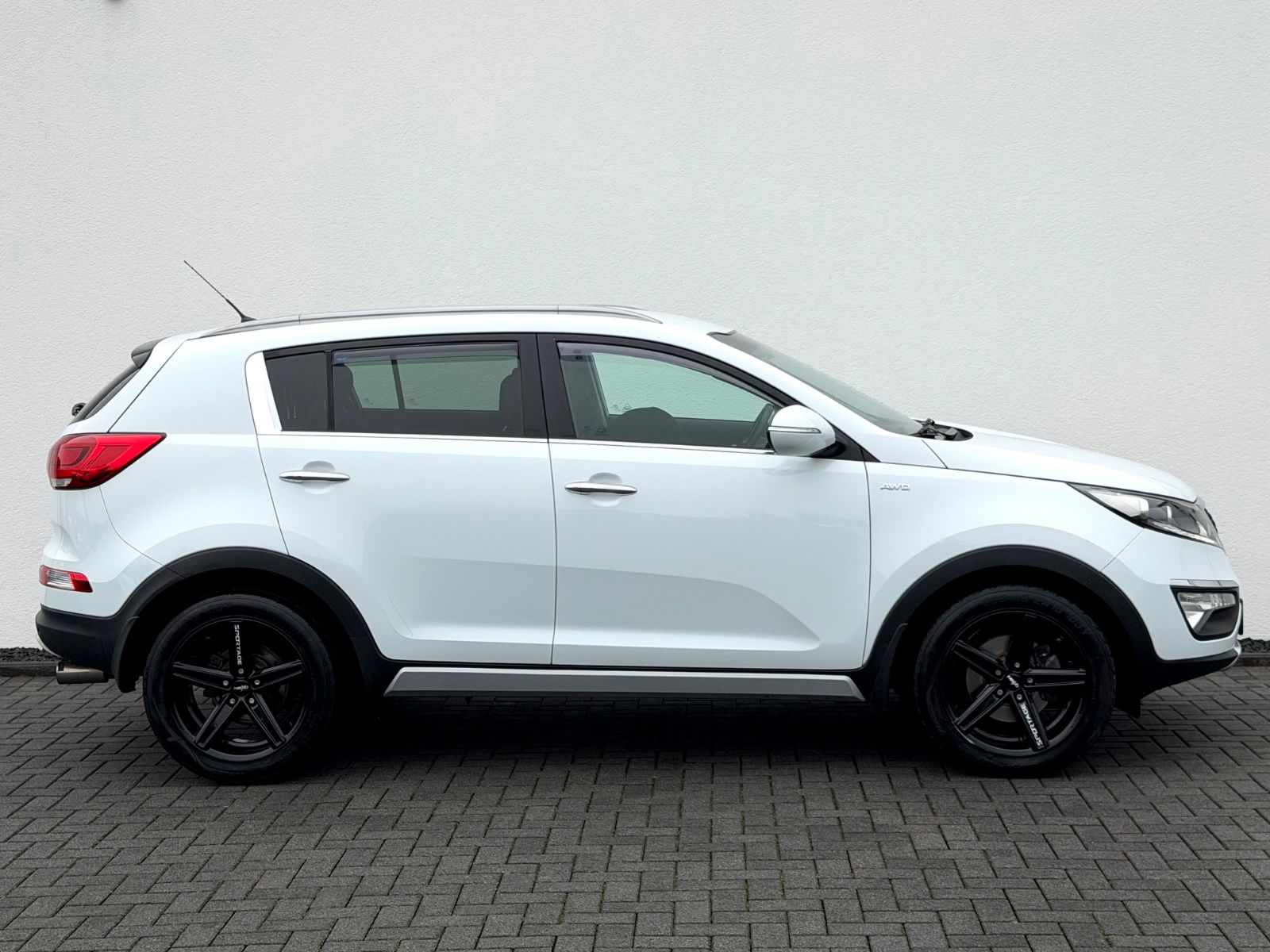 Bild 4 von 13 - Kia Sportage - Gebrauchtwagen von Automobile Trier Kia Sportage 2.0d 4WD, LED, AHK, CAM