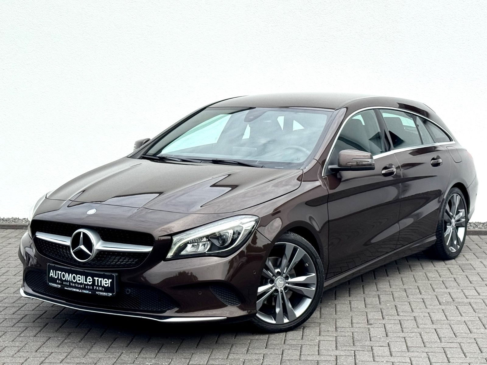 Mercedes-Benz CLA 200 Shooting Brake /NAVI/LED/CAM/GARANTIE