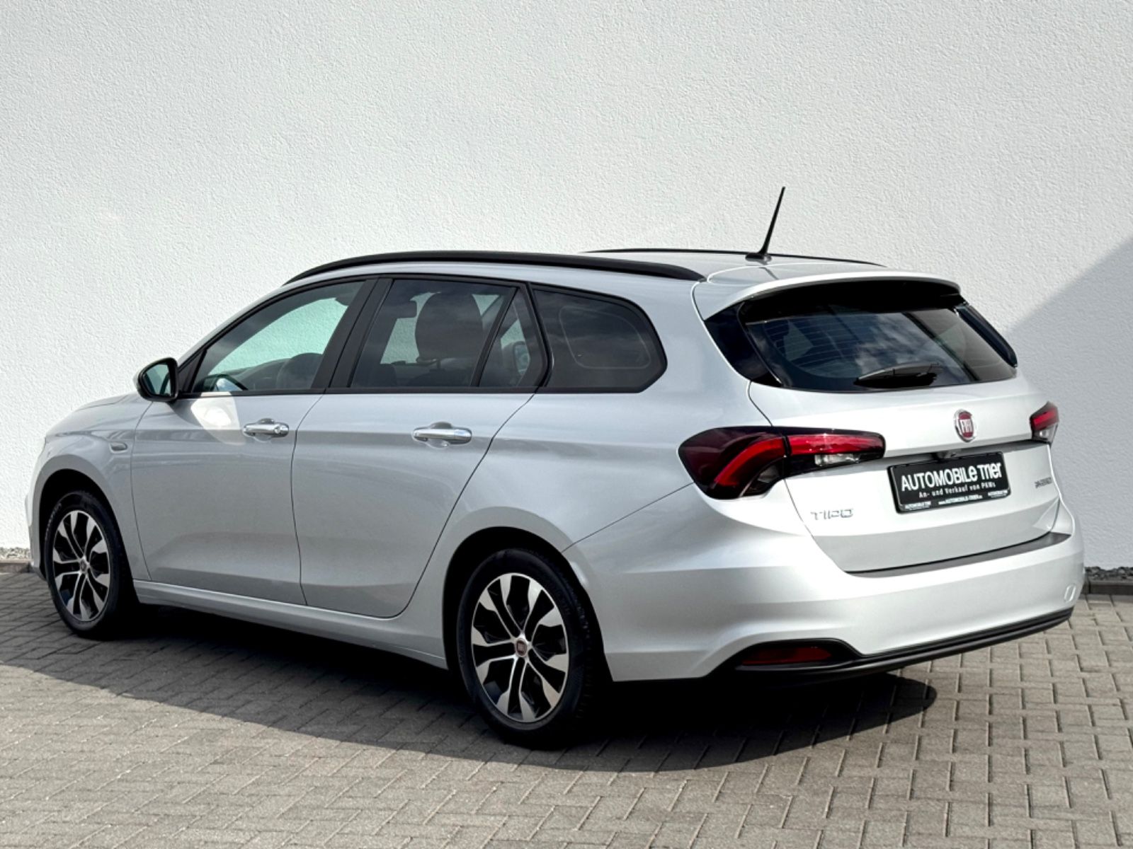 Bild 7 von 15 - Fiat Tipo - Gebrauchtwagen von Automobile Trier Fiat Tipo 1.5 Hybrid, AUTOMATIK, NAVI, SPUR, KAMERA