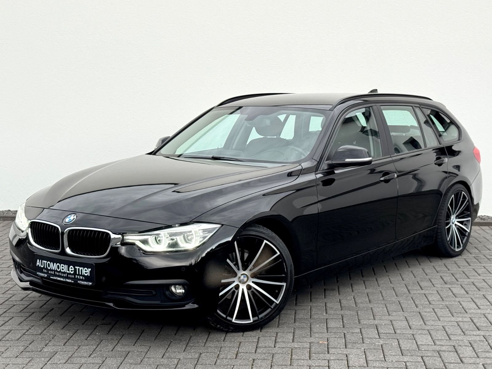 BMW 320d Touring /NAVI/LED/AHK/PDC/GARANTIE/