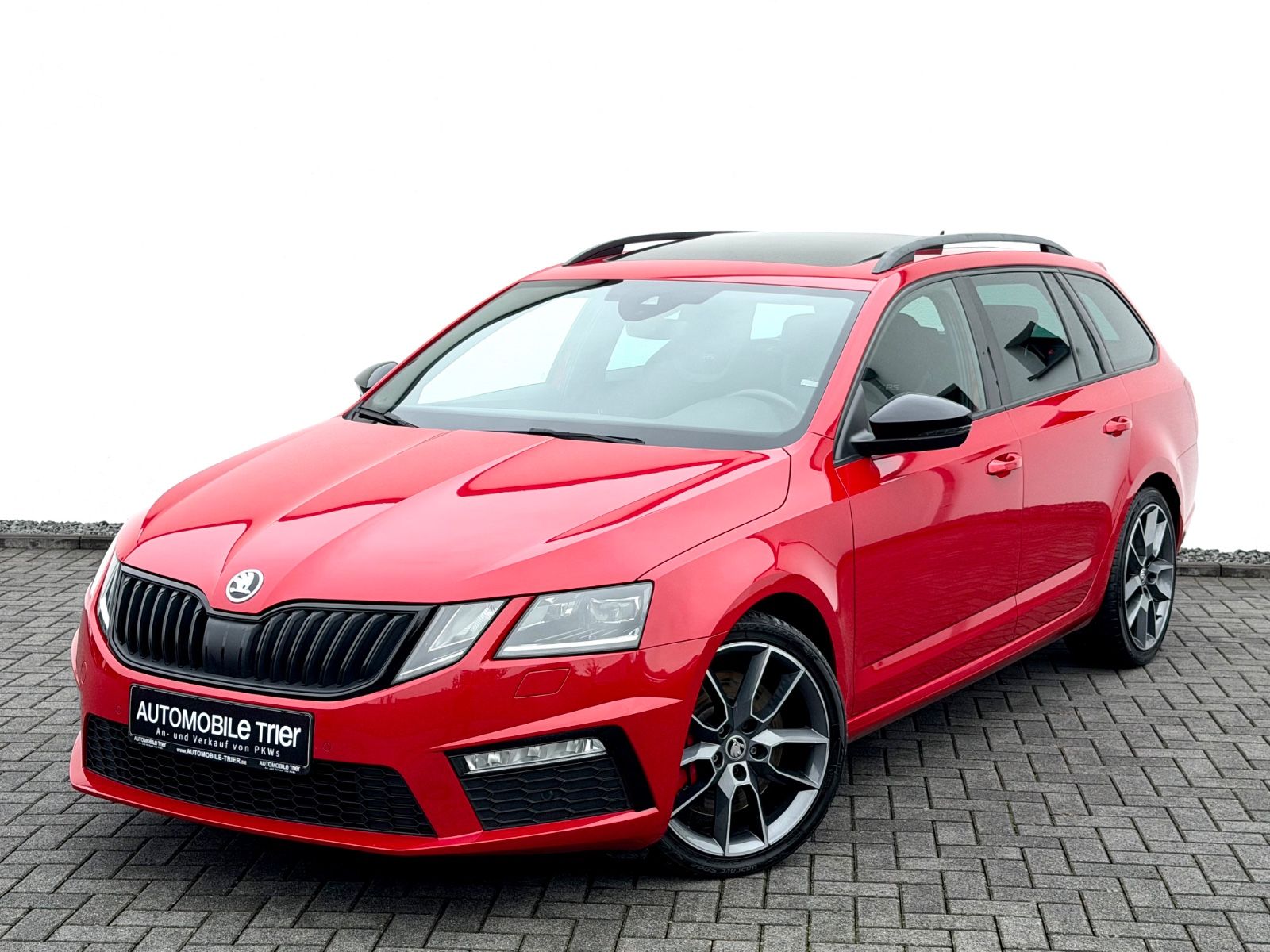 Skoda Octavia Combi RS 2.0 TSI DSG /LED/ACC/PANO/CAM/