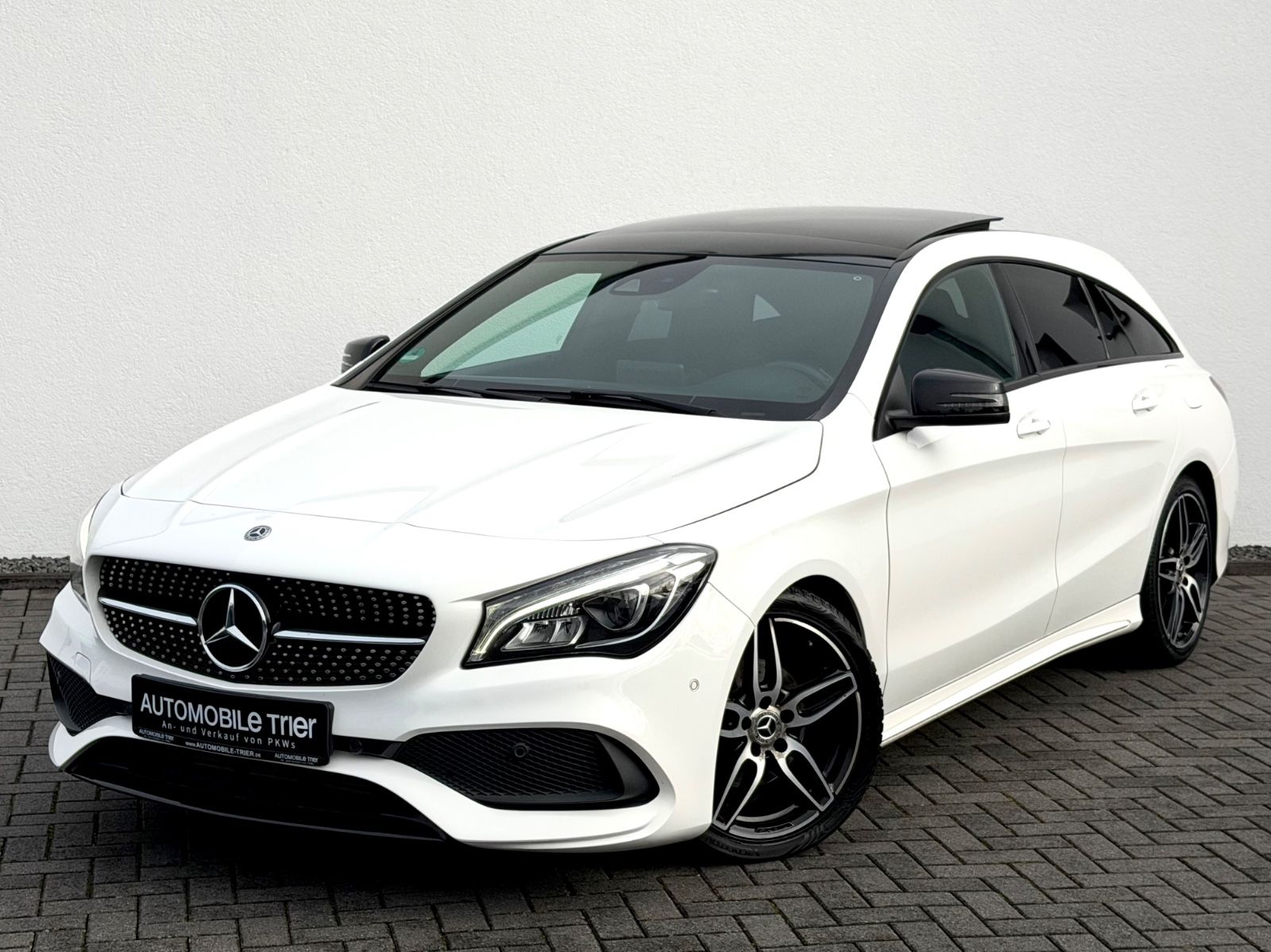 Mercedes-Benz CLA 200 Shooting Brake / Amg Line / Night Paket
