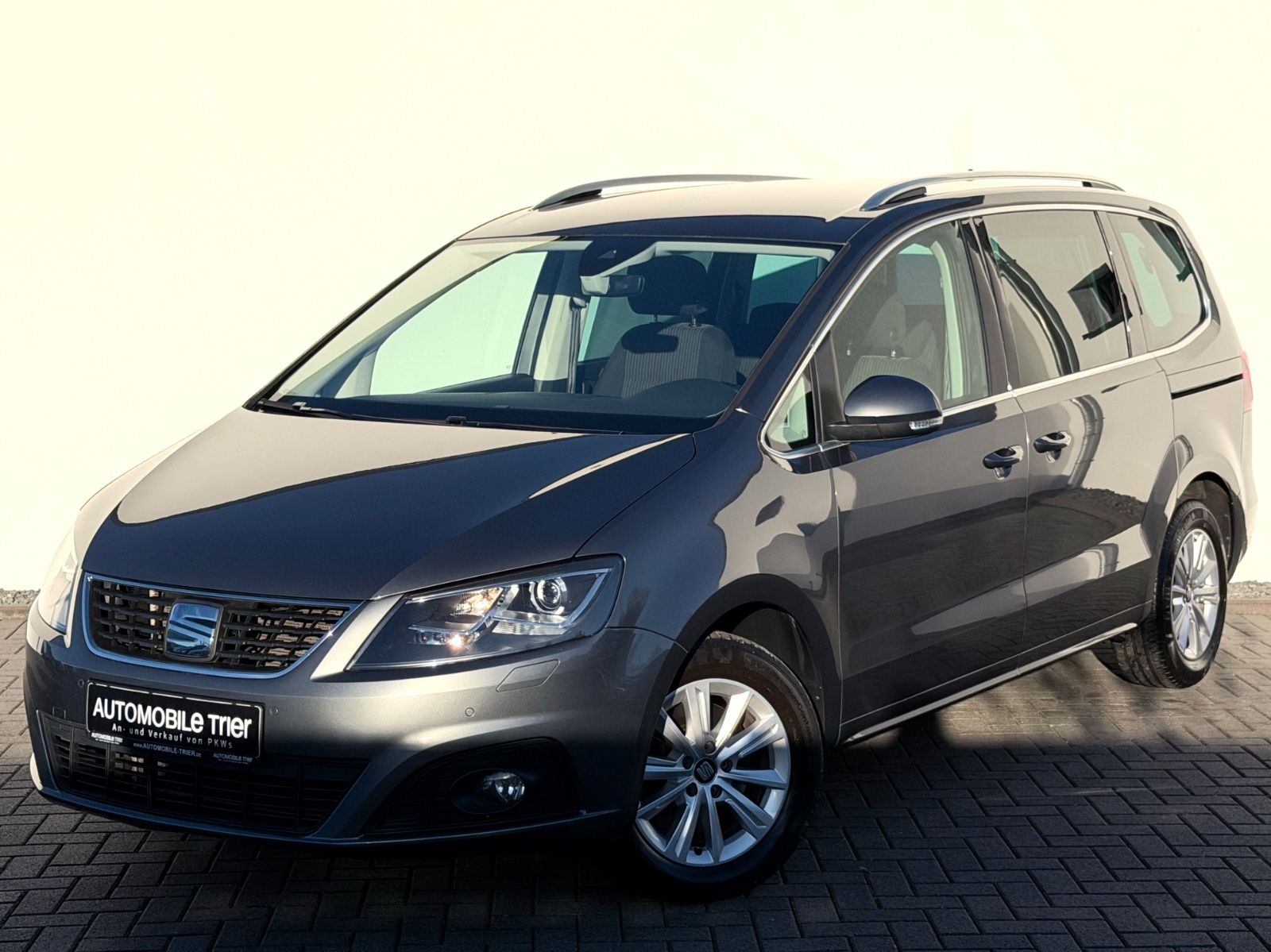 Seat Alhambra 2.0 TDI DSG /7.SITZER/NAVI/ACC/AHK/CAM/