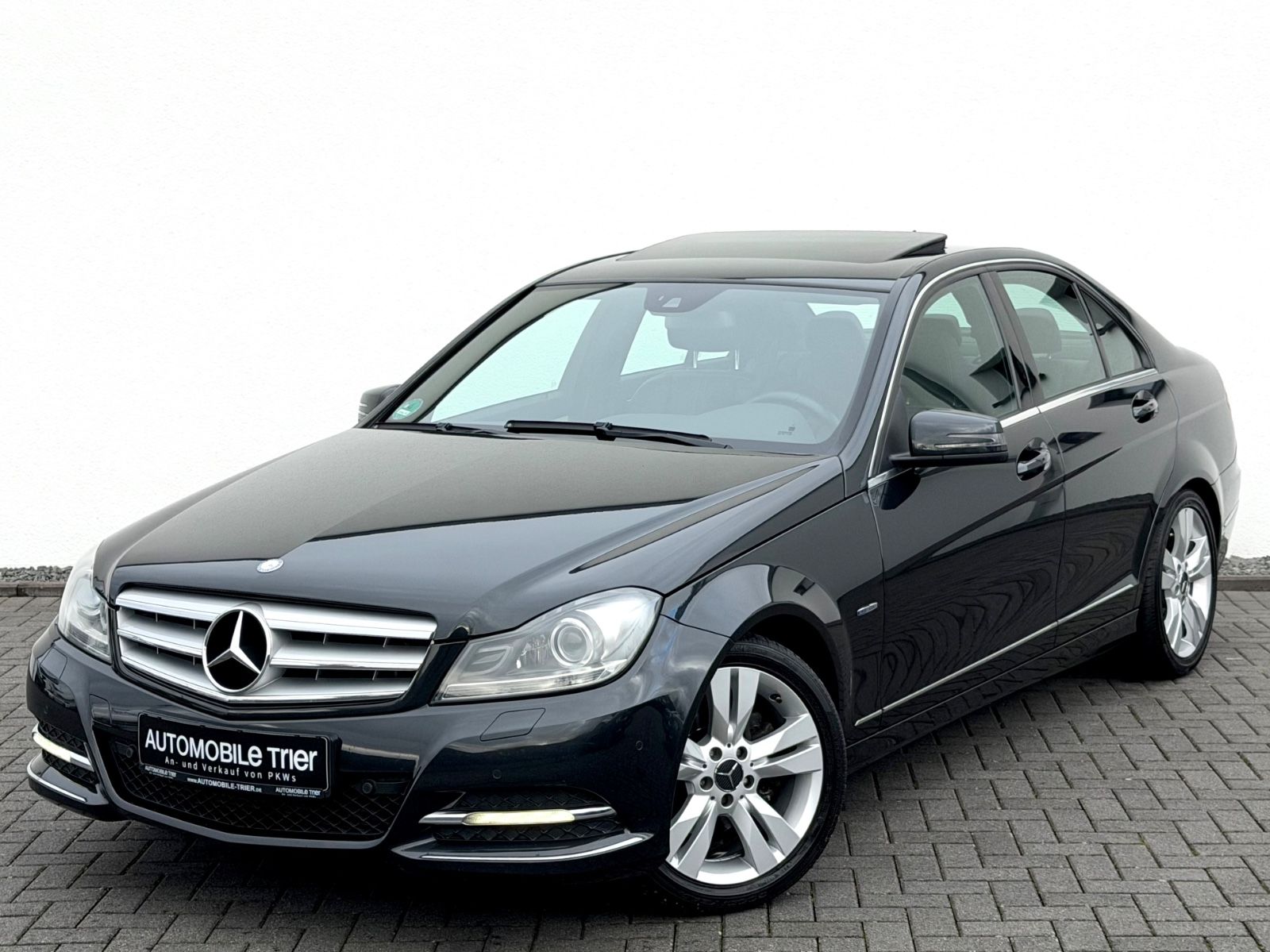 Mercedes-Benz C 200 CGI Limo Avantgarde / 1.HAND / GARANTIE