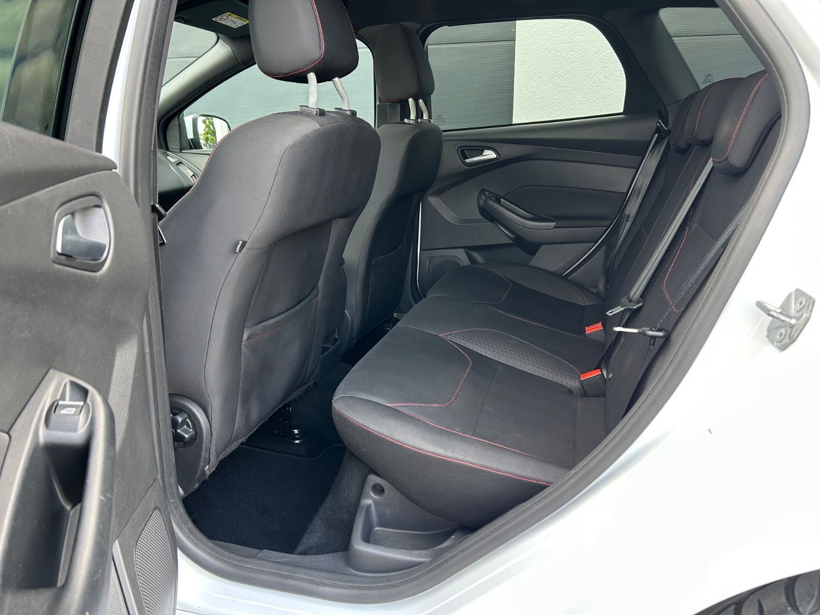 Bild 13 von 15 - Ford Focus - Gebrauchtwagen von Automobile Trier Ford Focus Turnier ST-Line, AUTOMATIK, NAVI, GARANTIE