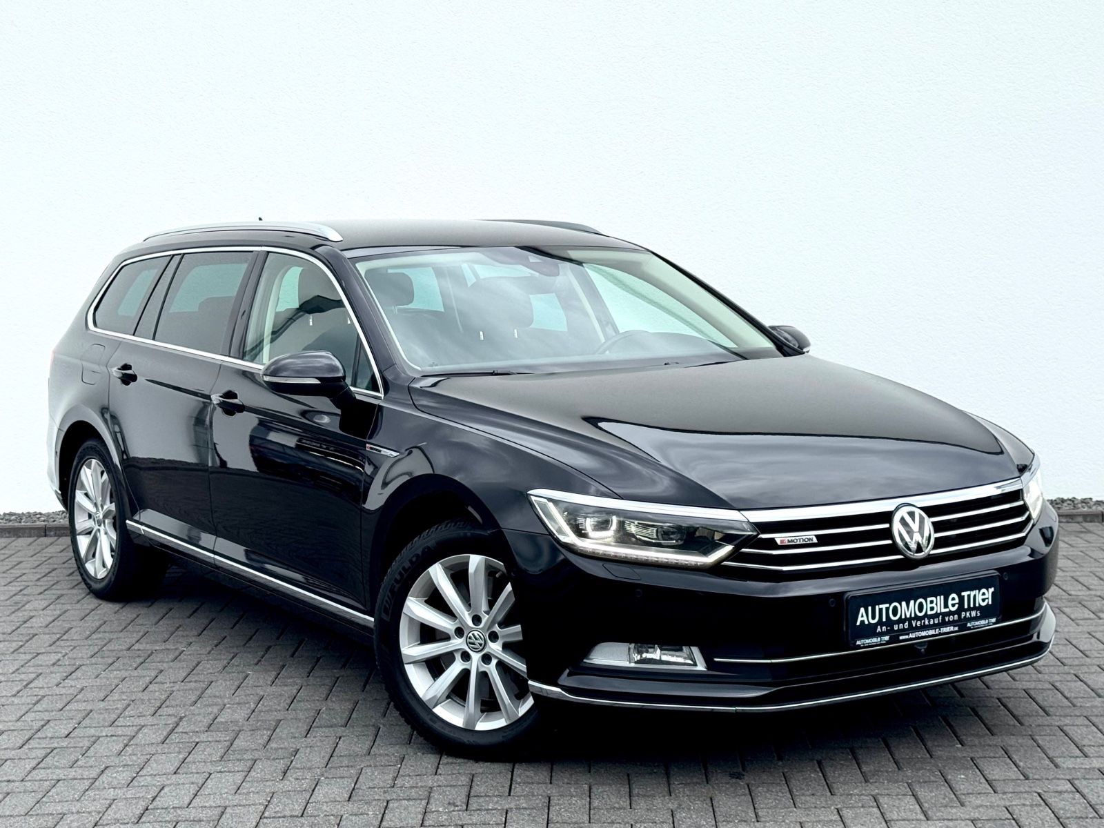 Bild 3 von 13 - Volkswagen Passat - Gebrauchtwagen von Automobile Trier Volkswagen Passat Variant Highline 2.0 TSI DSG 4Motion