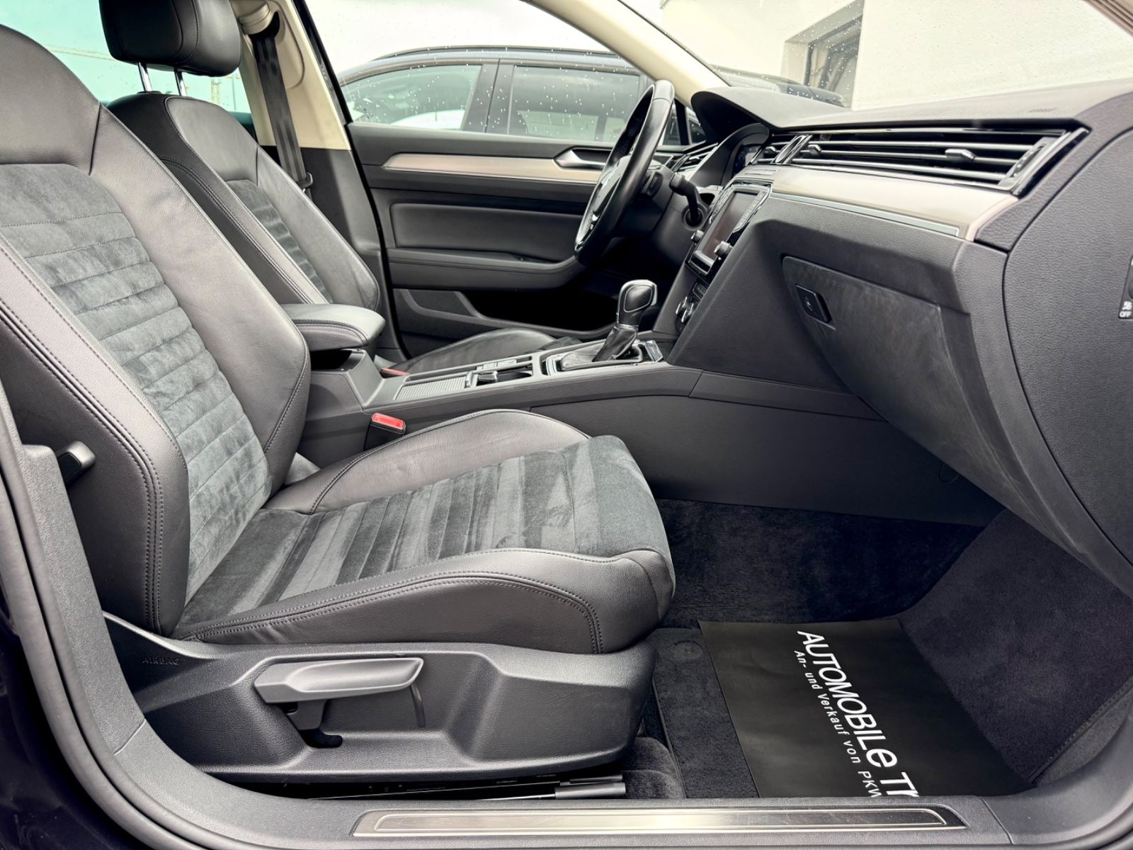 Bild 12 von 13 - Volkswagen Passat - Gebrauchtwagen von Automobile Trier Volkswagen Passat Variant Highline 2.0 TSI DSG 4Motion