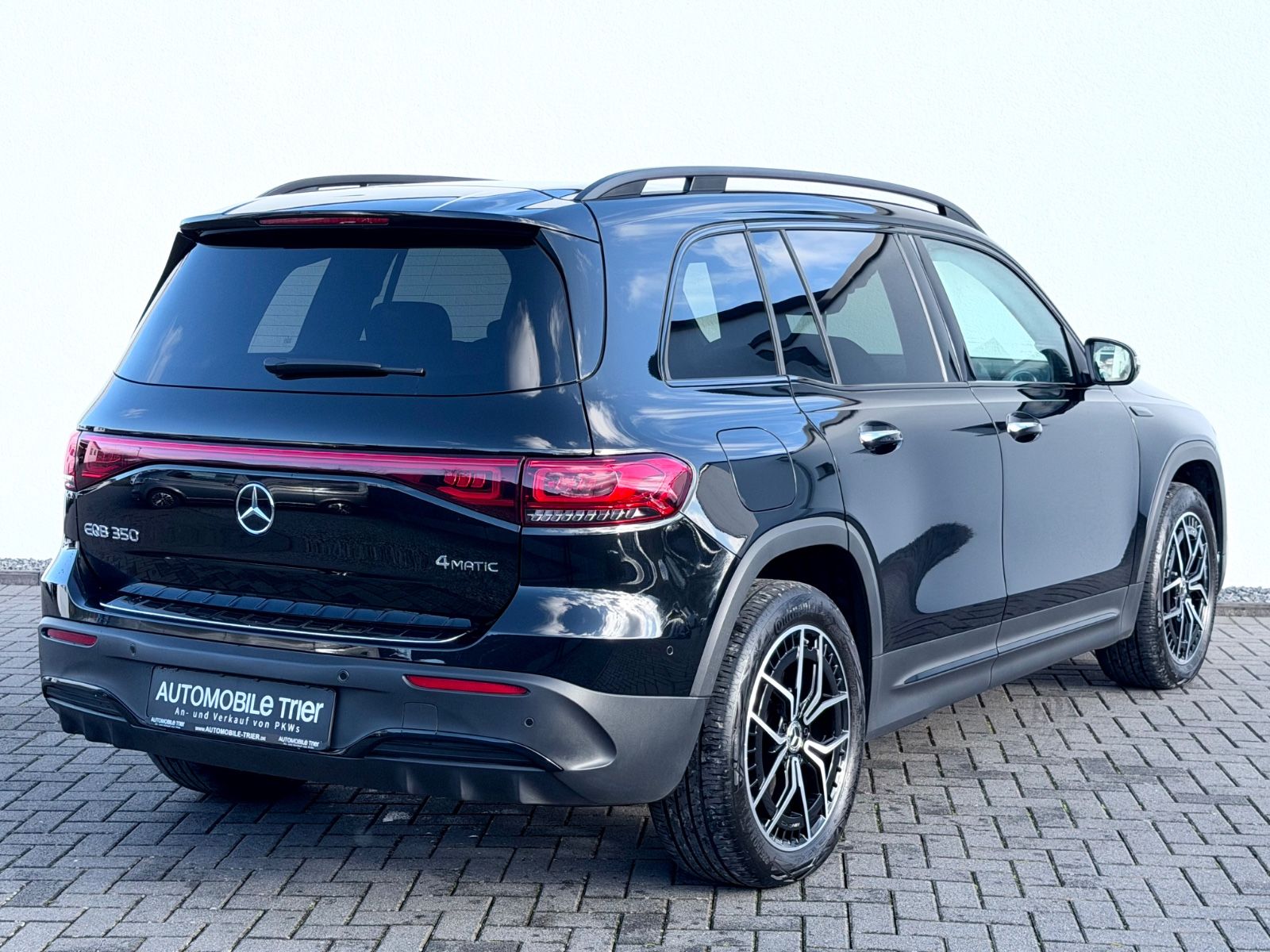 Bild 5 von 14 - Mercedes-Benz EQB - Gebrauchtwagen von Automobile Trier Mercedes-Benz EQB 350 4Matic, AMG LINE, LED, ACC, 360° CAM