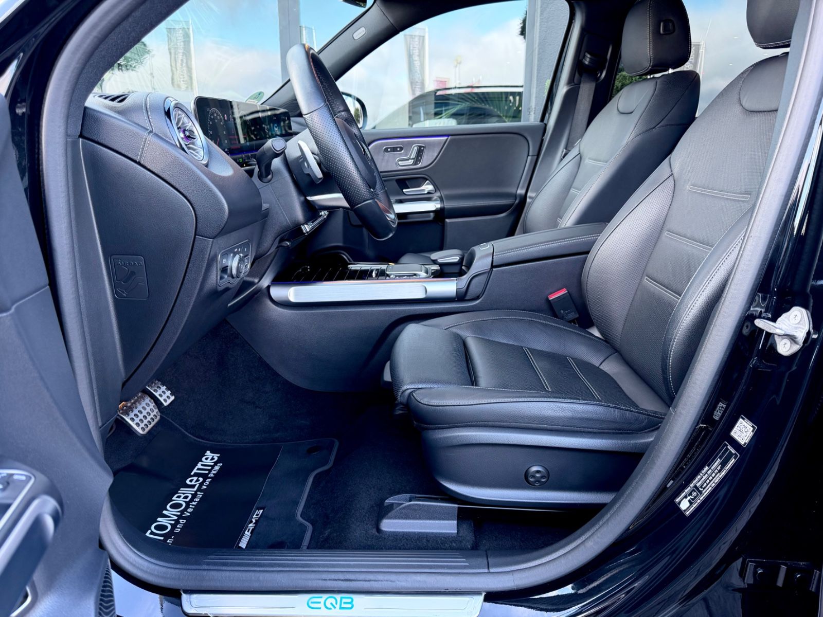 Bild 9 von 14 - Mercedes-Benz EQB - Gebrauchtwagen von Automobile Trier Mercedes-Benz EQB 350 4Matic, AMG LINE, LED, ACC, 360° CAM