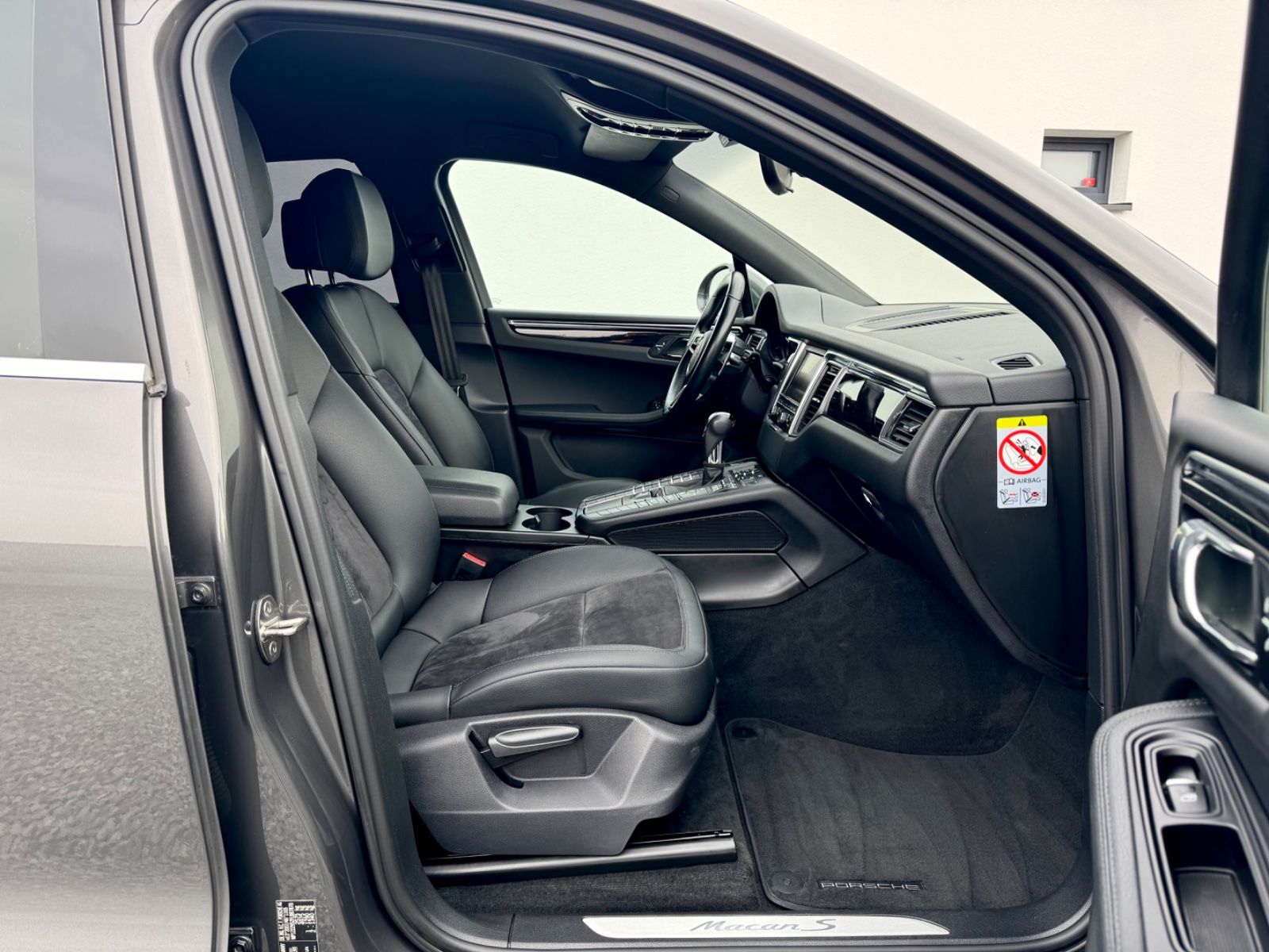 Bild 13 von 14 - Porsche Macan - Gebrauchtwagen von Automobile Trier Porsche Macan S 3.0d, NAVI, LED, AHK, PDC, GARANTIE