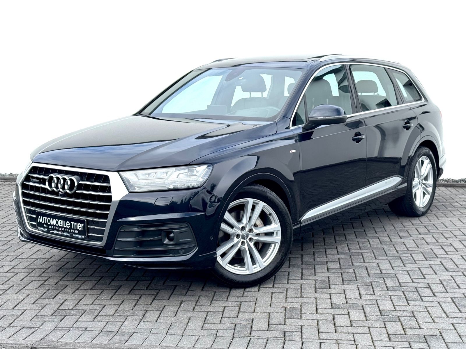 Audi Q7 3.0 TDI quattro S line Sport Plus 1.Hand