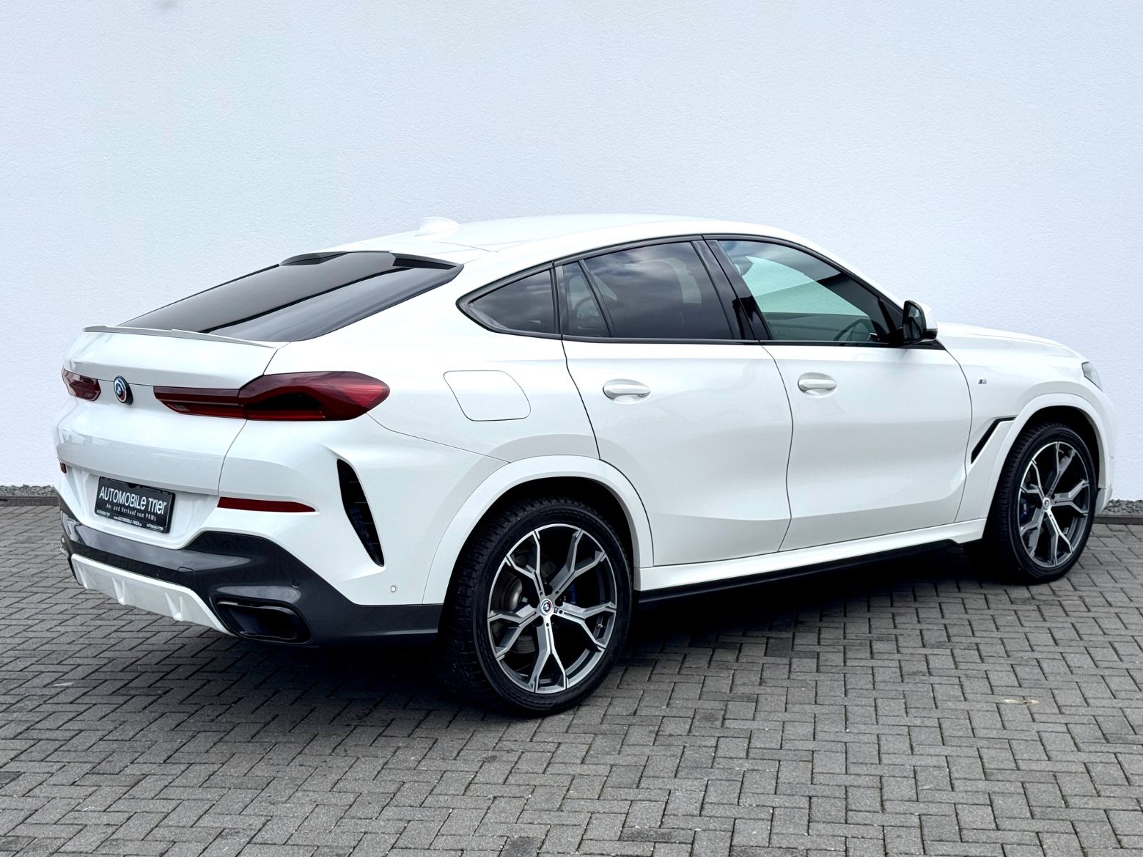 Bild 5 von 19 - BMW X6 - Gebrauchtwagen von Automobile Trier BMW X6 xDrive 30 d M Sport Paket, LASER, HUD, H&K, CAM