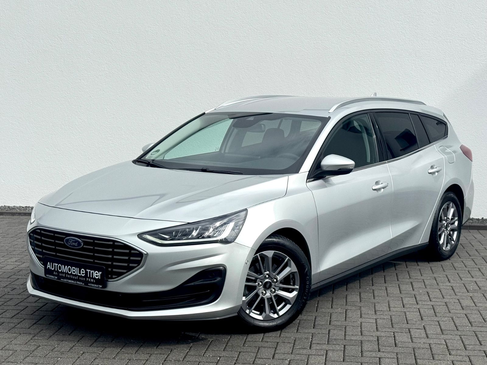 Ford Focus Turnier Titanium X 1.5 TDCI /NAVI/LED/CAM/