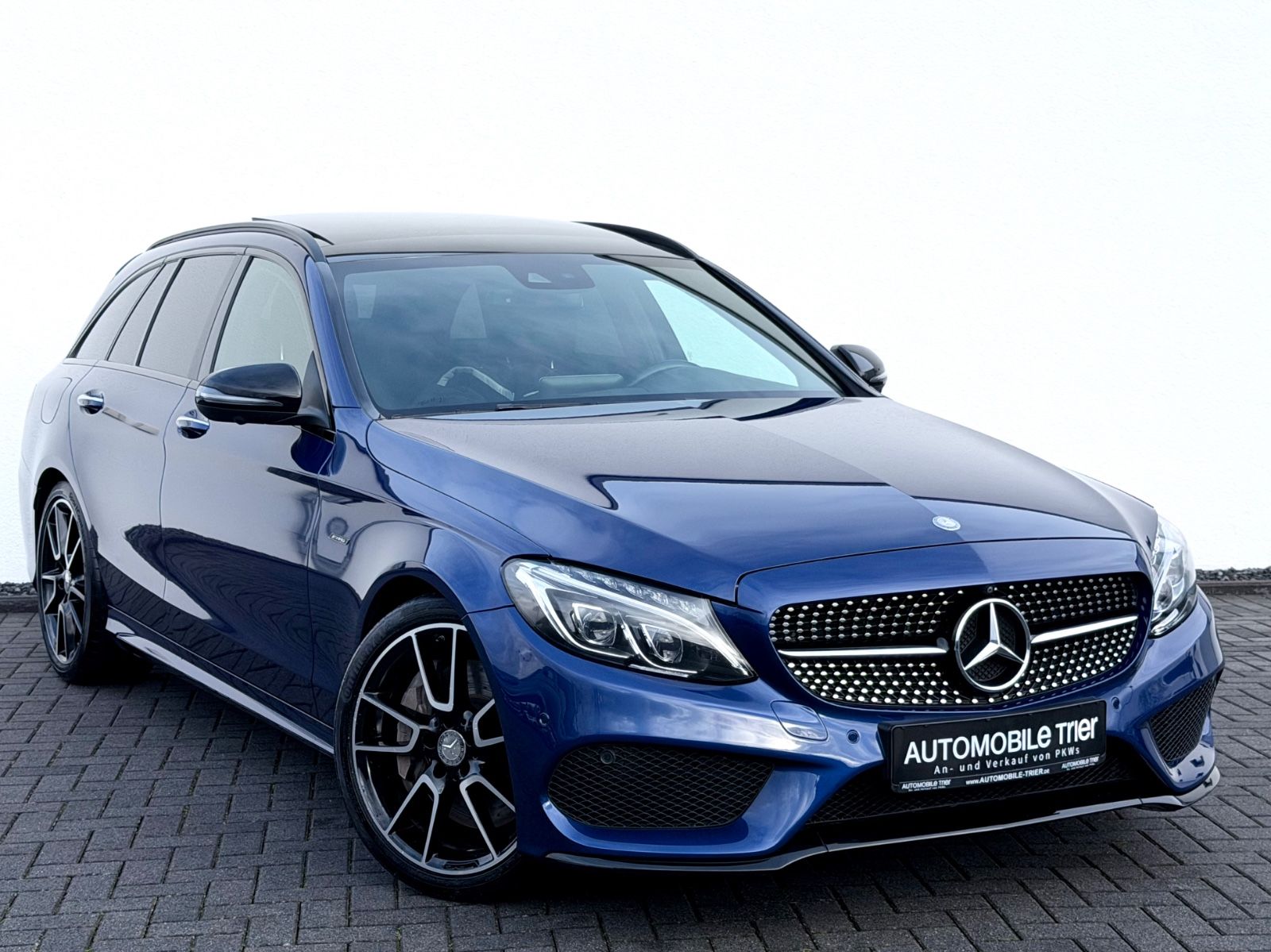 Bild 3 von 15 - Mercedes-Benz C 43 AMG - Gebrauchtwagen von Automobile Trier Mercedes-Benz C 450 AMG, LED, BURM, 360°CAM, GARANTIE