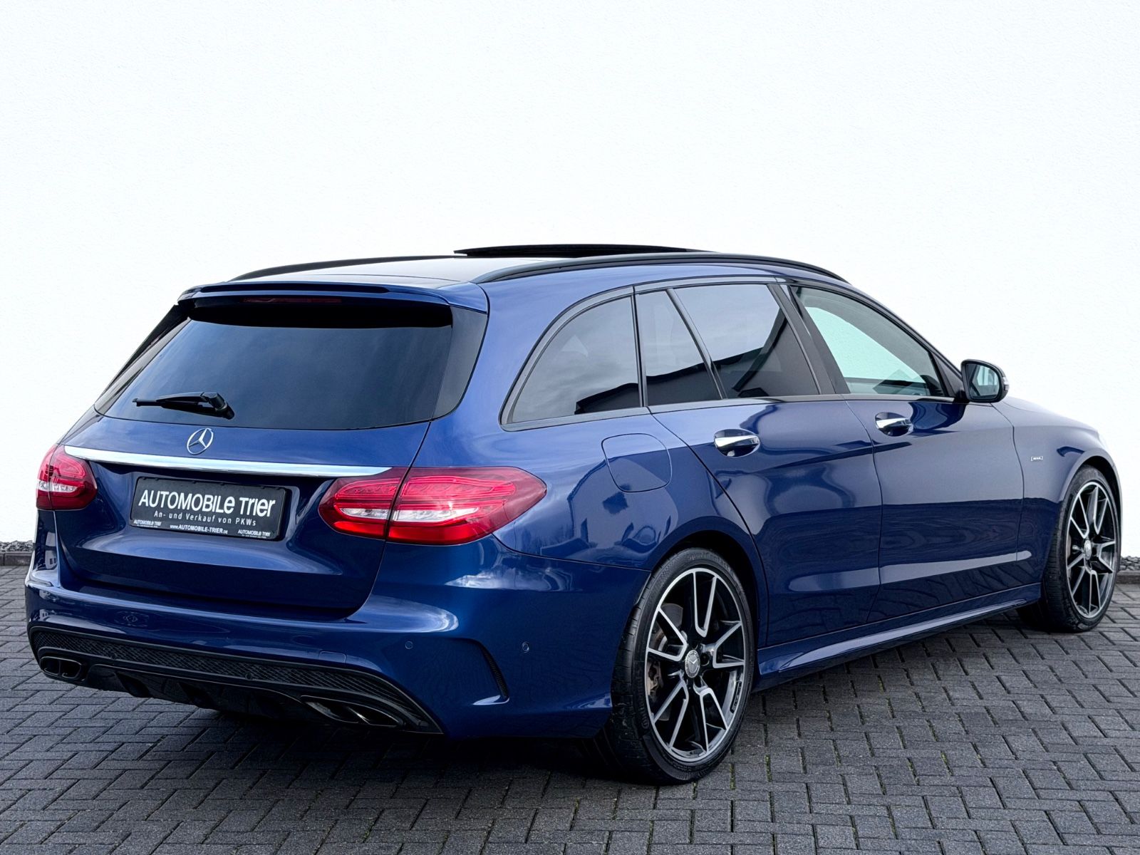 Bild 5 von 15 - Mercedes-Benz C 43 AMG - Gebrauchtwagen von Automobile Trier Mercedes-Benz C 450 AMG, LED, BURM, 360°CAM, GARANTIE