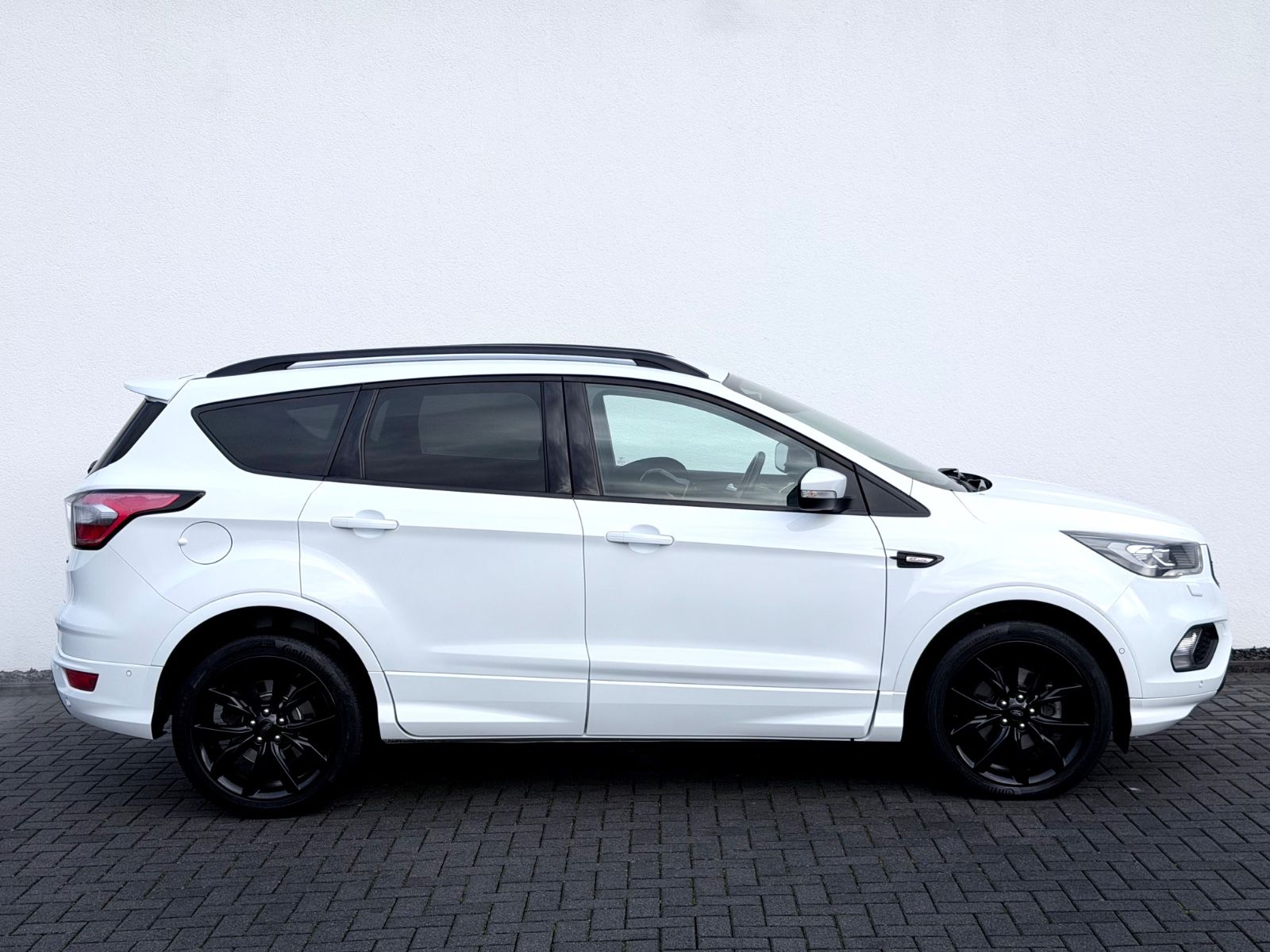 Bild 4 von 13 - Ford Kuga - Gebrauchtwagen von Automobile Trier Ford Kuga ST-Line