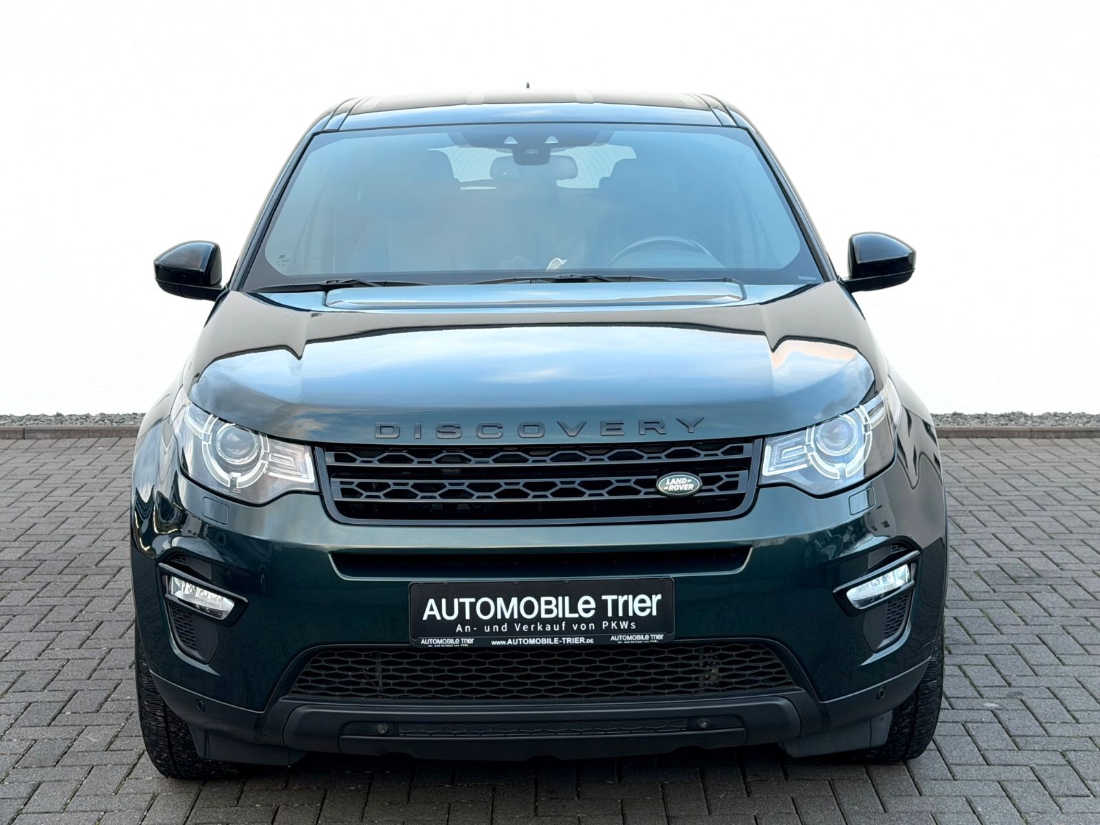 Bild 2 von 12 - Land Rover Discovery - Gebrauchtwagen von Automobile Trier Land Rover Discovery Sport 2.0 Td4 AWD, LED, CAM, AHK