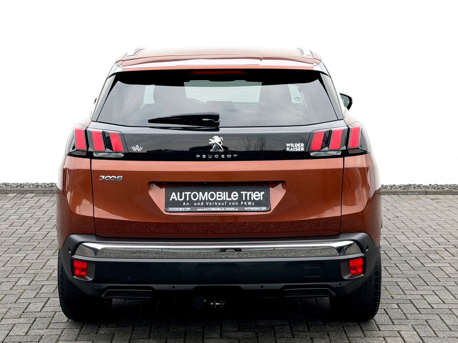 Bild 6 von 14 - Peugeot 3008 - Gebrauchtwagen von Automobile Trier Peugeot 3008 1.5 HDI, NAVI, LED, CAM, AHK, GARANTIE