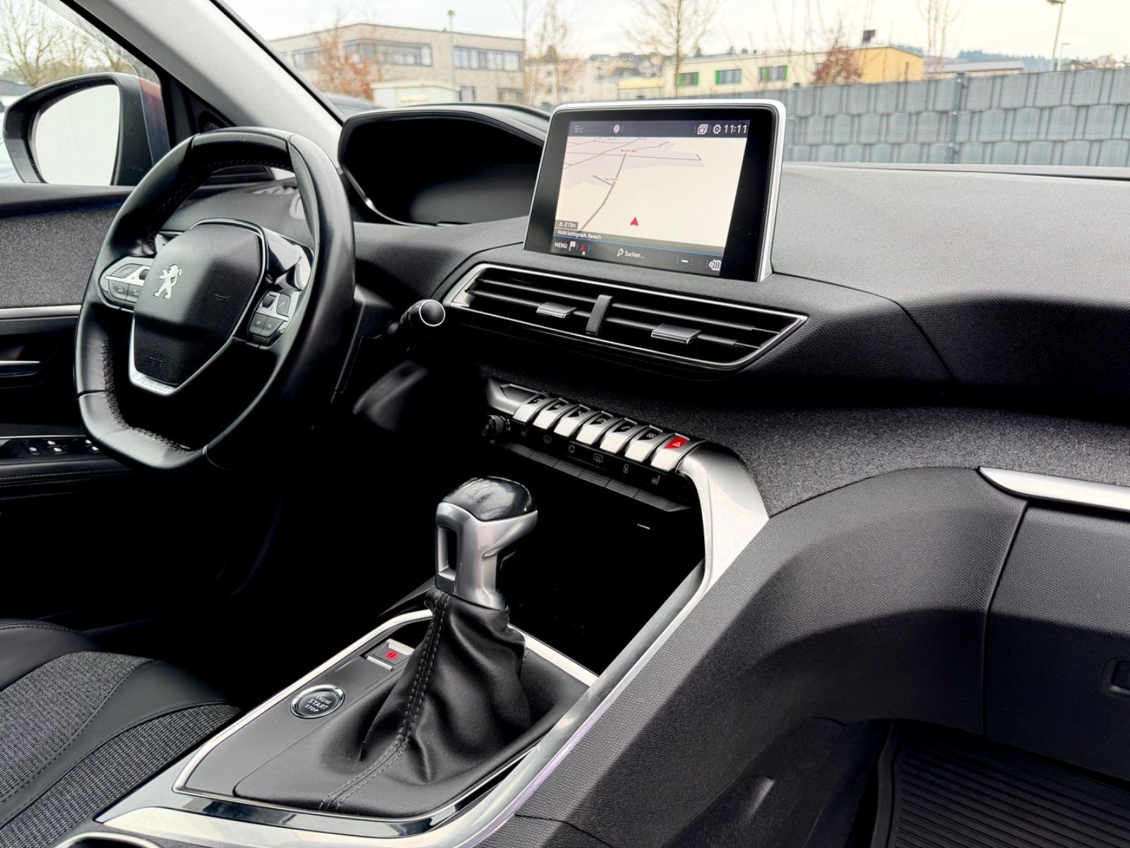 Bild 12 von 14 - Peugeot 3008 - Gebrauchtwagen von Automobile Trier Peugeot 3008 1.5 HDI, NAVI, LED, CAM, AHK, GARANTIE