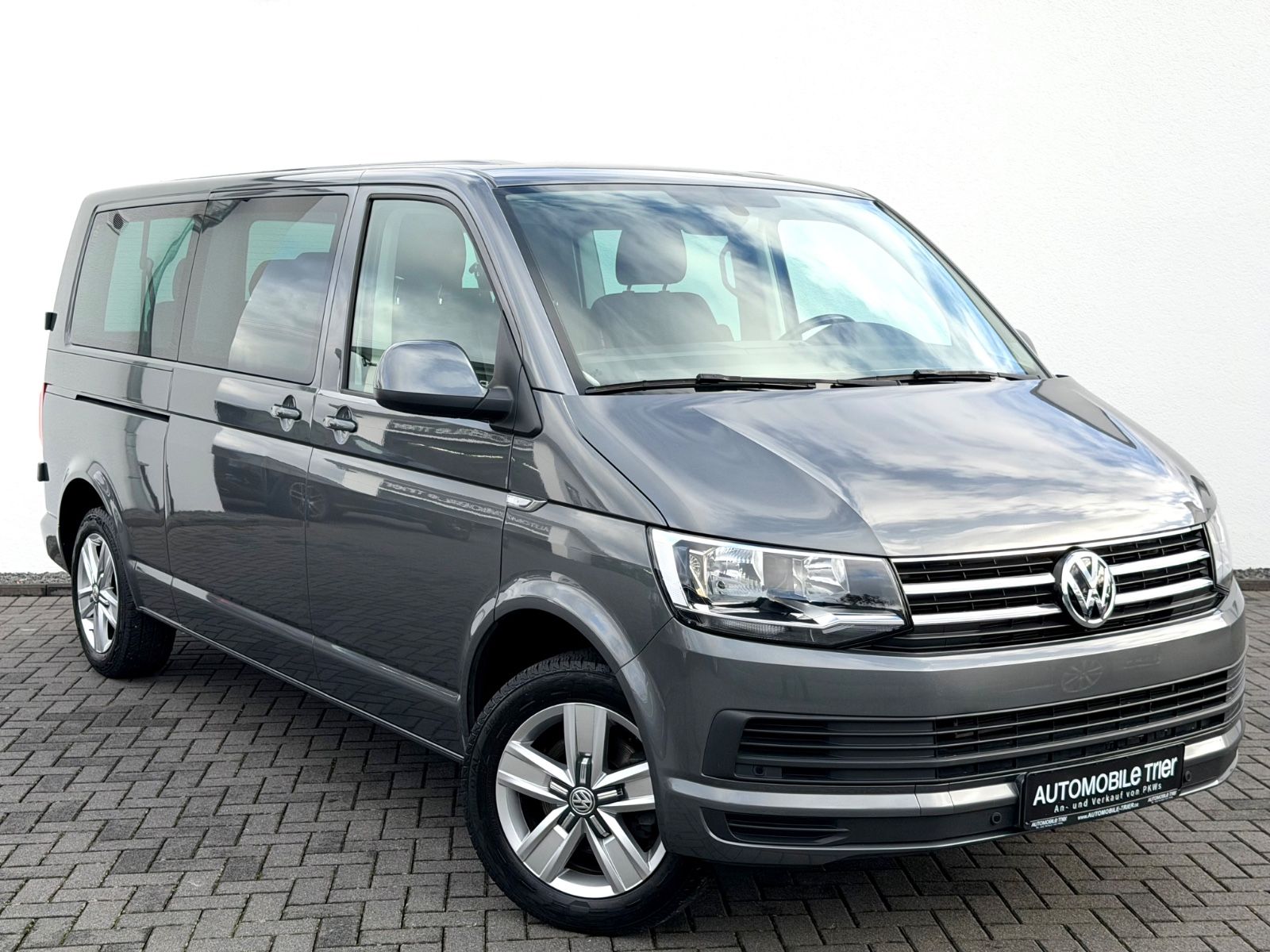 Bild 3 von 18 - Volkswagen T6 Caravelle - Gebrauchtwagen von Automobile Trier Volkswagen T6 Caravelle Lang 2.0 TDI DSG, NAVI, PDC, AHK