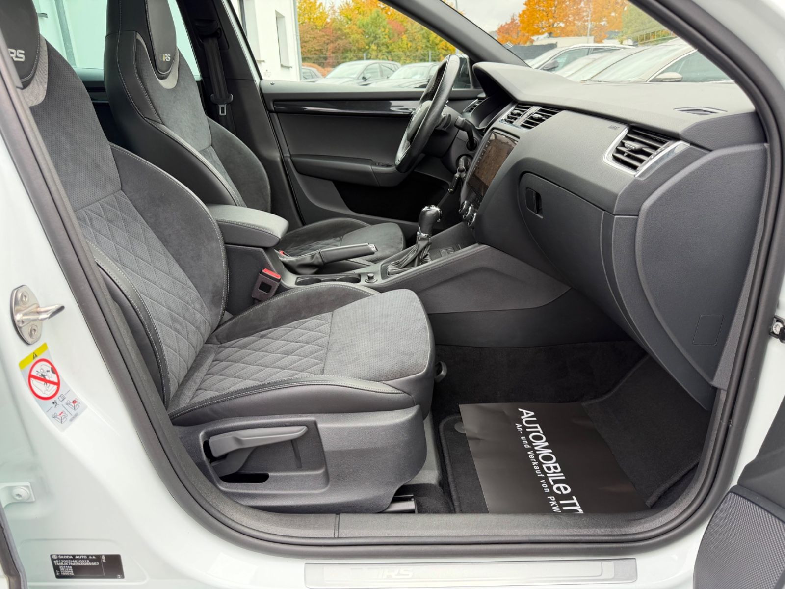 Bild 12 von 13 - Skoda Octavia - Gebrauchtwagen von Automobile Trier Skoda Octavia Combi RS 2.0 TDI DSG, PANO, LED, ACC, CAM