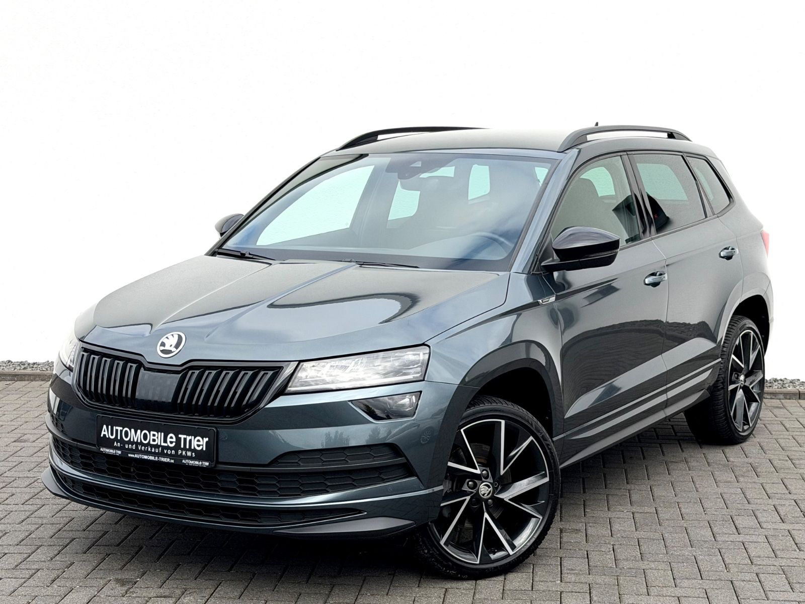 Skoda Karoq Sportline 1.5 TSI DSG / NAVI/LED/ACC/AHK/