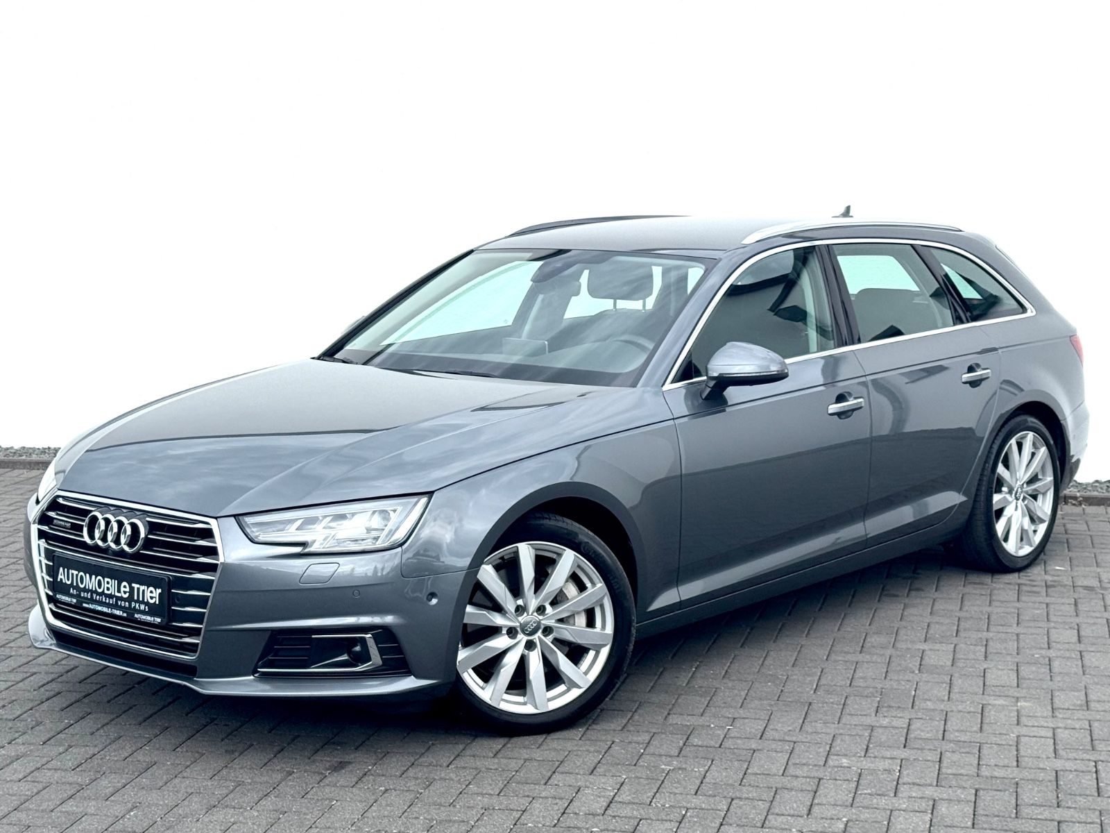Audi A4 Avant 2.0 TFSI quattro /MATRIX/360°CAM/AHK/