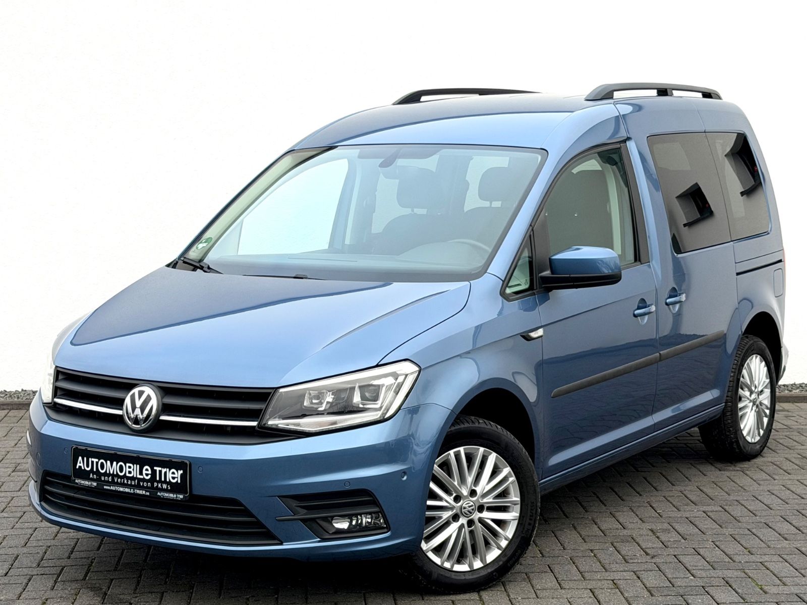 Volkswagen Caddy 1.4 TSI / NAVI / LED / ACC / 7.SITZER /CAM