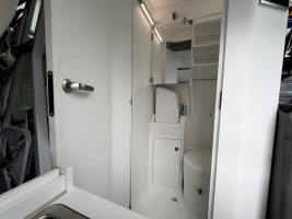 Volkswagen CRAFTER GRAND CALIFORNIA - Thumbnail 18