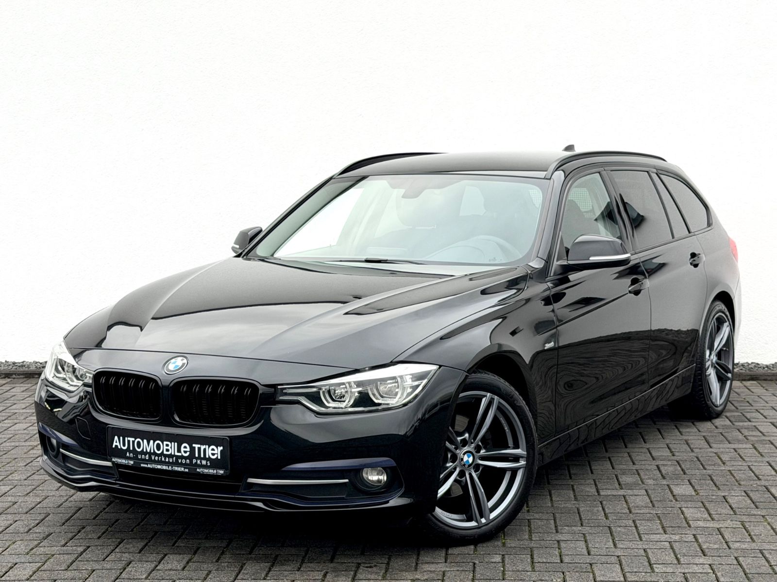 BMW 320 d xDrive Sport Line /NAVI/LED/PDC/GARANTIE/