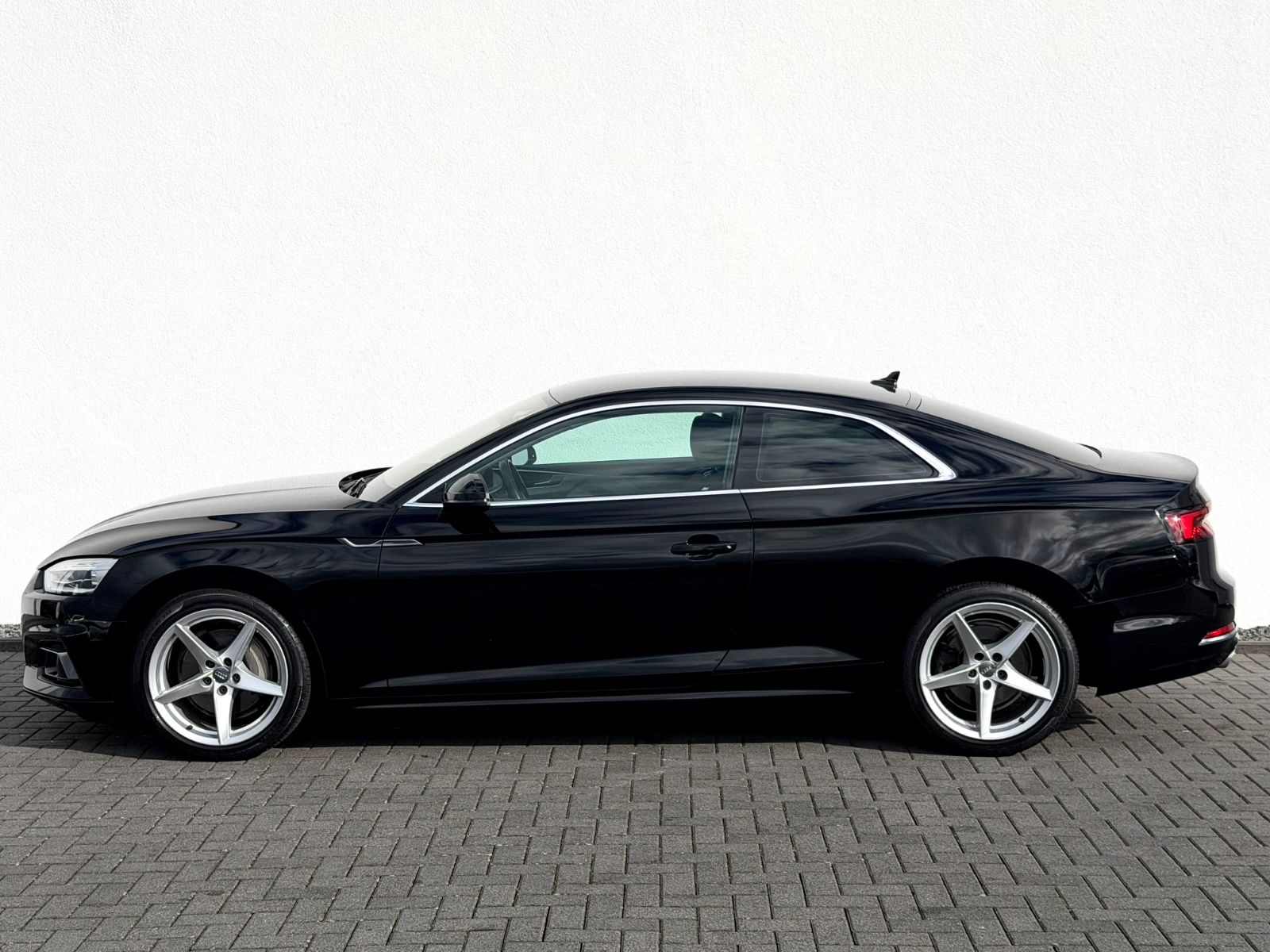 Bild 8 von 14 - Audi A5 - Gebrauchtwagen von Automobile Trier Audi A5 Coupe 40 TDI quattro sport , HUD, ACC, CAM, B&O