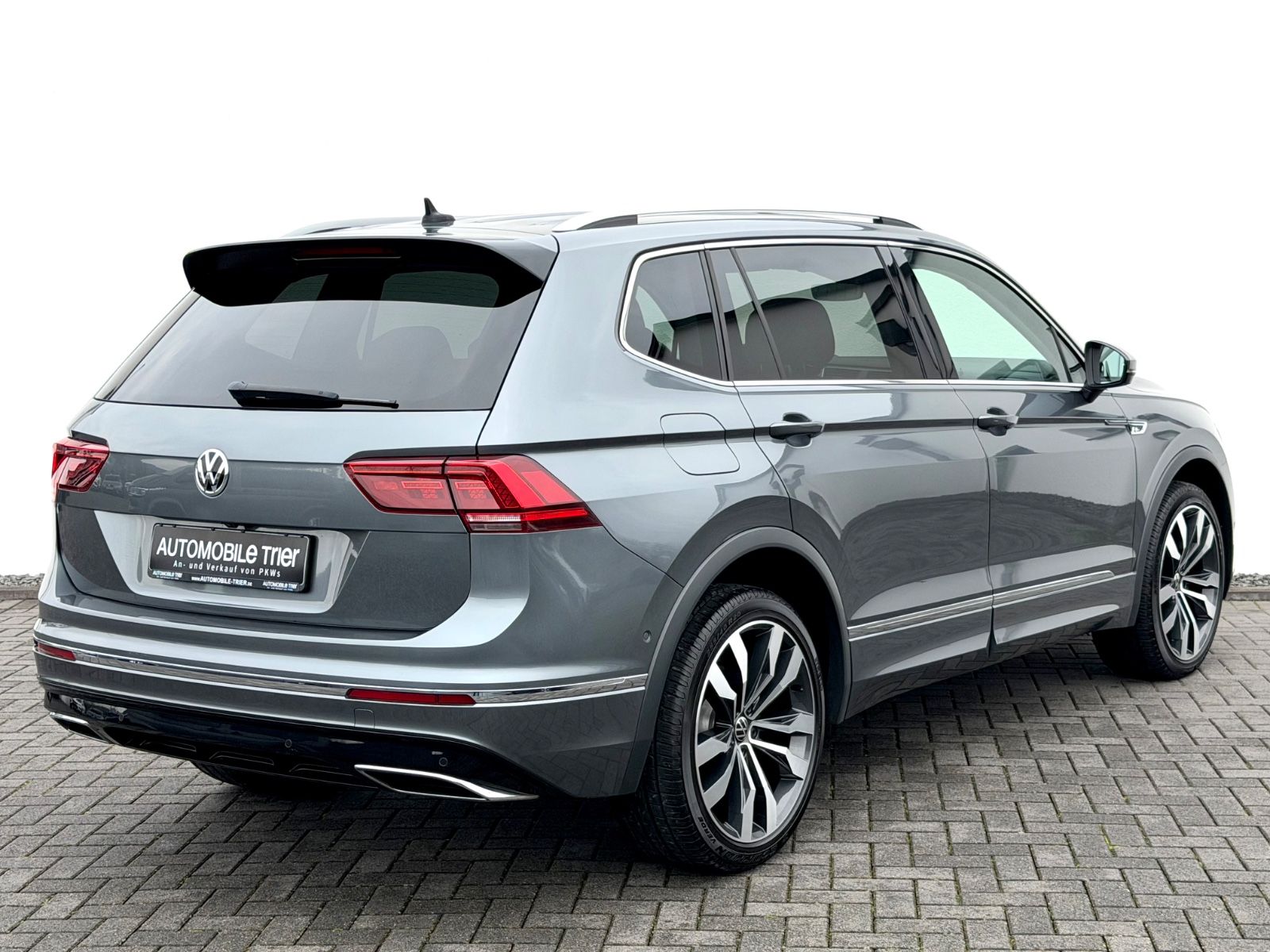 Bild 5 von 16 - Volkswagen Tiguan - Gebrauchtwagen von Automobile Trier Volkswagen Tiguan Allspace R Line 2.0 TSI DSG 4M GARANTIE