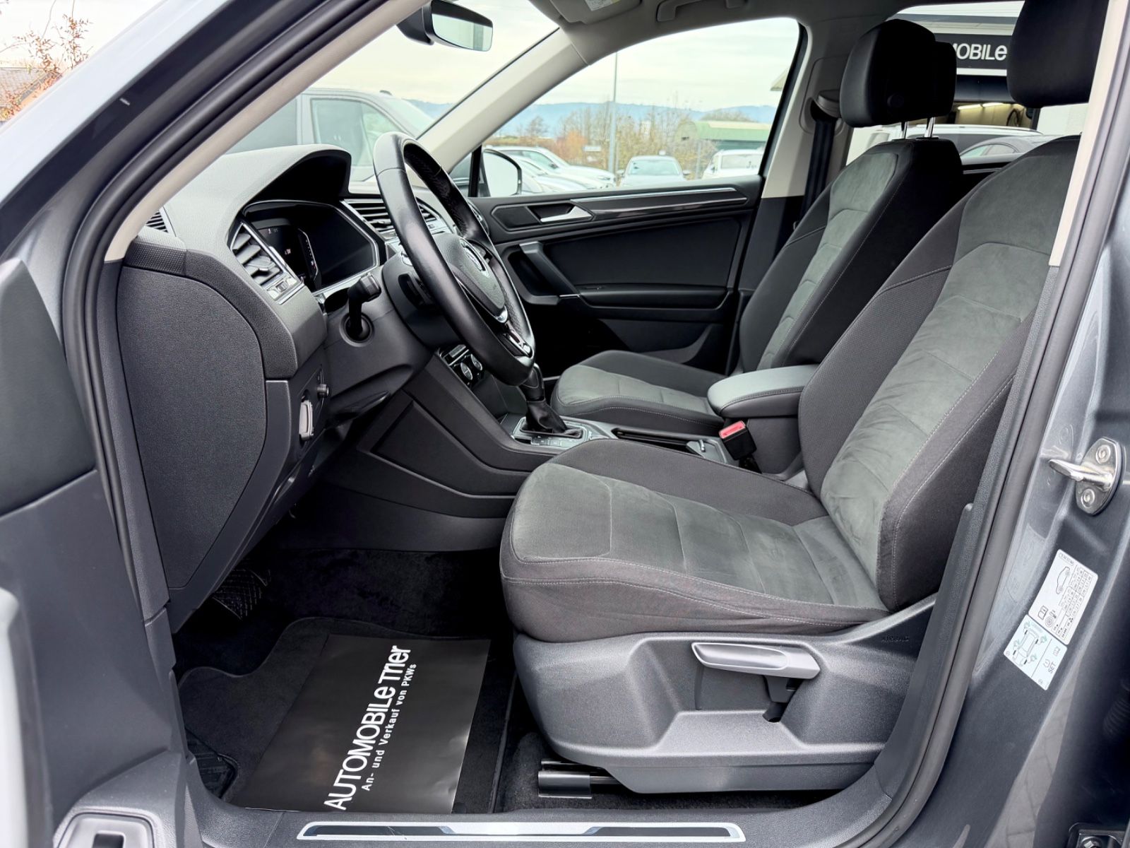 Bild 9 von 16 - Volkswagen Tiguan - Gebrauchtwagen von Automobile Trier Volkswagen Tiguan Allspace R Line 2.0 TSI DSG 4M GARANTIE