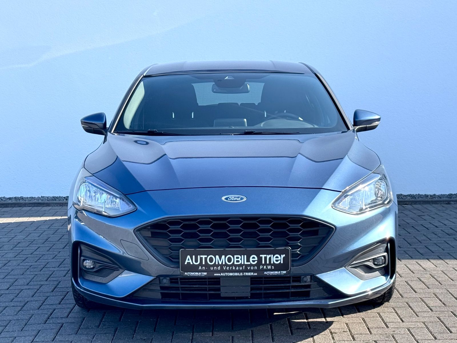 Bild 2 von 14 - Ford Focus - Gebrauchtwagen von Automobile Trier Ford Focus Lim. ST-Line 1.5, NAVI, CAM, LED, 1.HAND