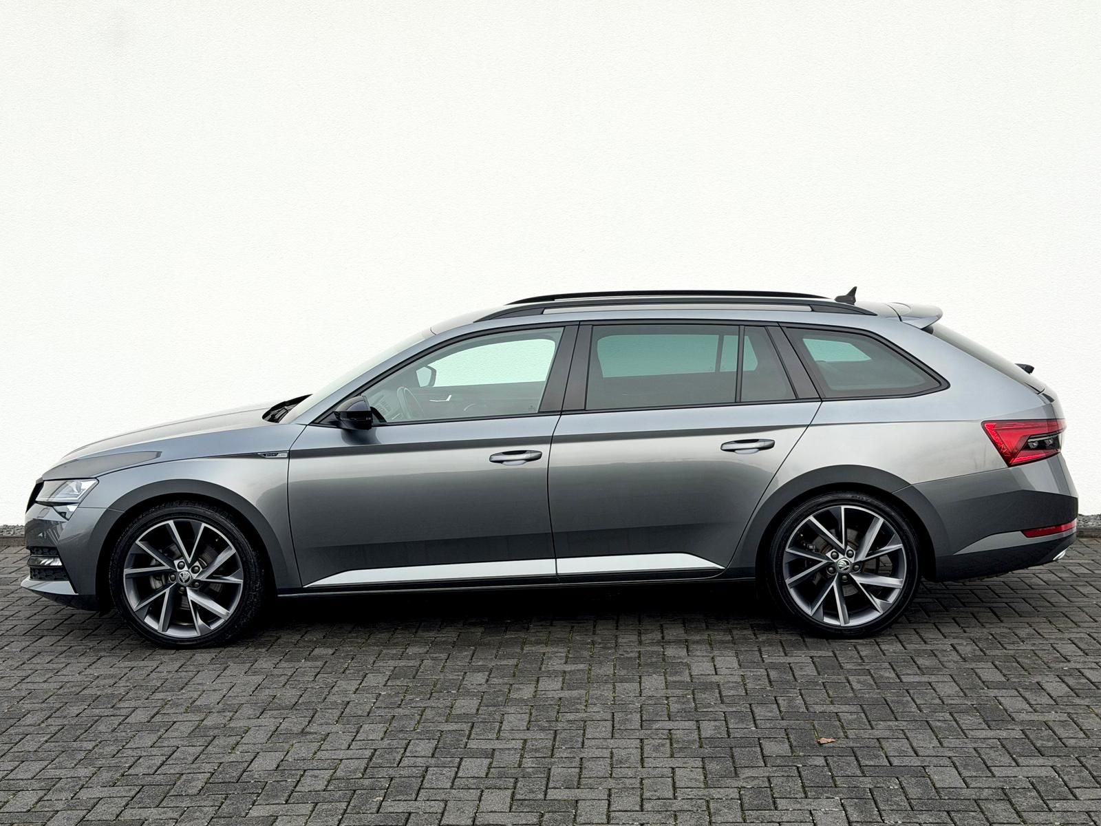 Bild 8 von 15 - Skoda Superb - Gebrauchtwagen von Automobile Trier Skoda Superb Combi Sportline 2.0 TDI DSG, 1.HAND