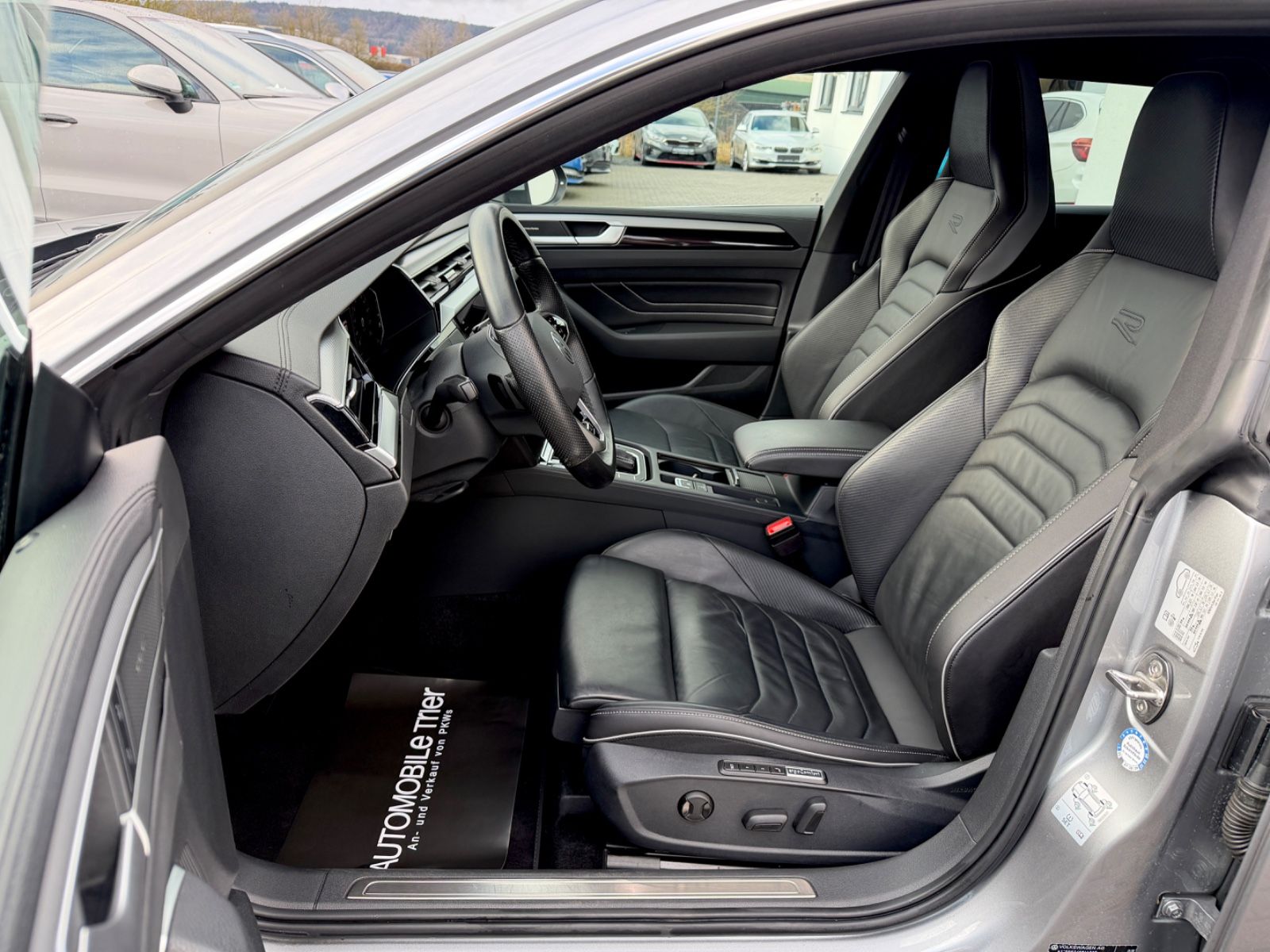 Bild 9 von 18 - Volkswagen Arteon - Gebrauchtwagen von Automobile Trier Volkswagen Arteon Shooting Brake R line 2.0 TSI DSG 1.Hand