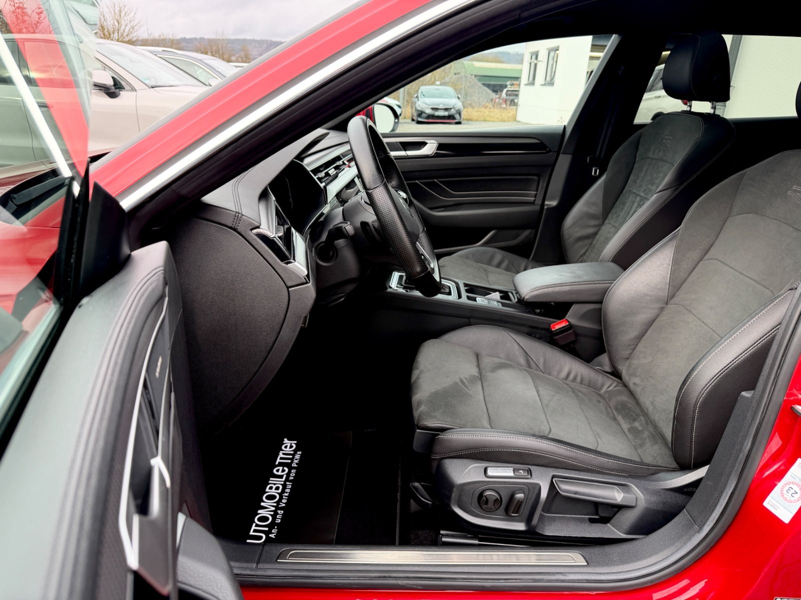 Bild 9 von 21 - Volkswagen Arteon - Gebrauchtwagen von Automobile Trier Volkswagen Arteon Shooting Brake 2.0 TDI R-Line 4Motion