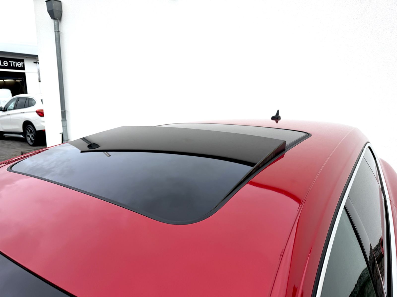 Bild 17 von 21 - Volkswagen Arteon - Gebrauchtwagen von Automobile Trier Volkswagen Arteon Shooting Brake 2.0 TDI R-Line 4Motion