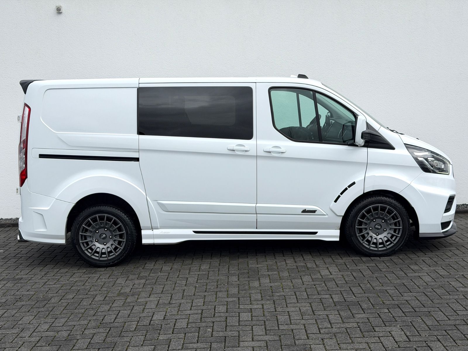 Bild 10 von 15 - Ford Transit - Gebrauchtwagen von Automobile Trier Ford Transit, Tourneo Custom Titanium MS-RT