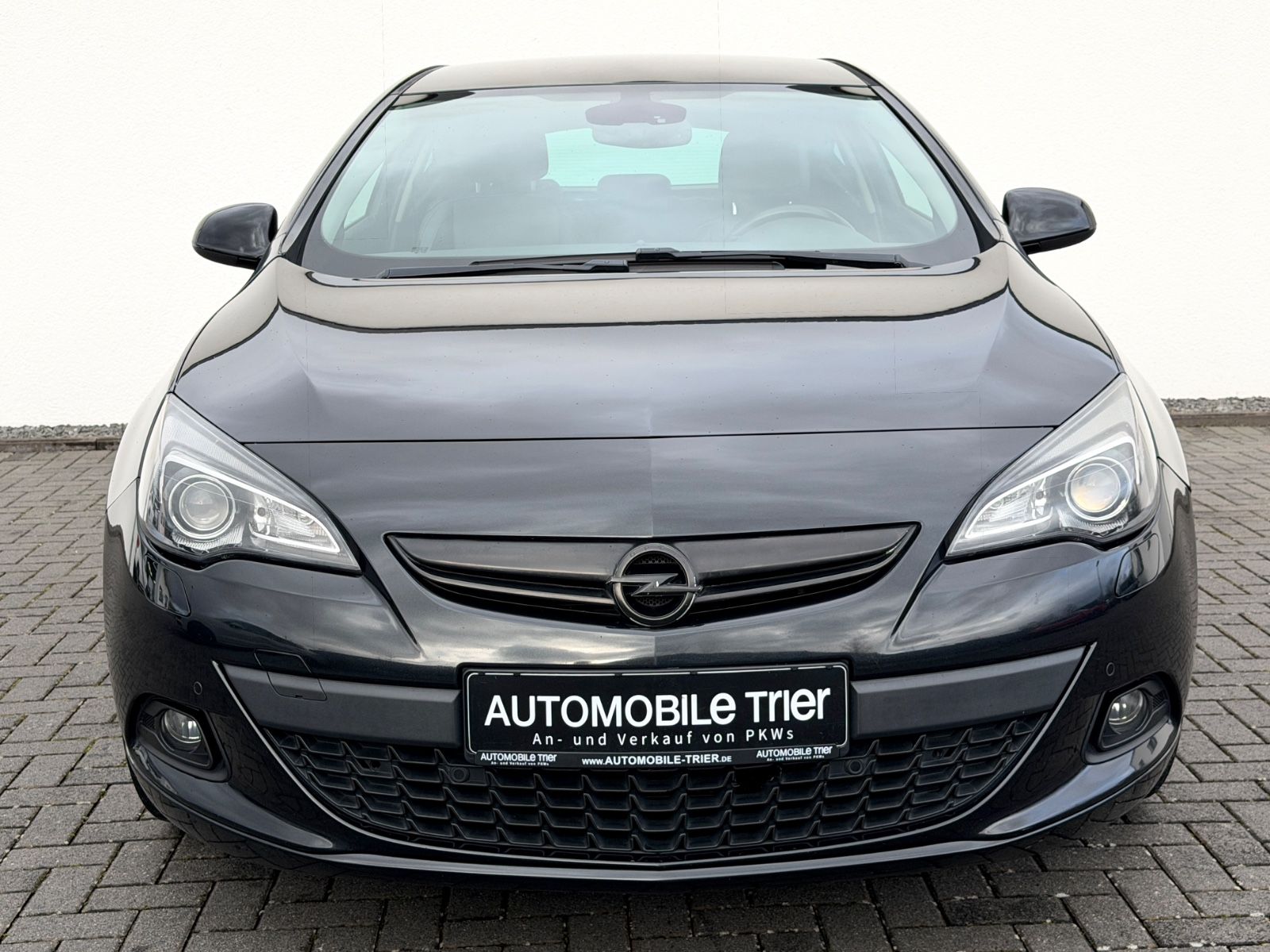 Bild 2 von 12 - Opel Astra - Gebrauchtwagen von Automobile Trier Opel Astra J GTC OPC Line 1.6 Turbo, NAVI, LED, PDC