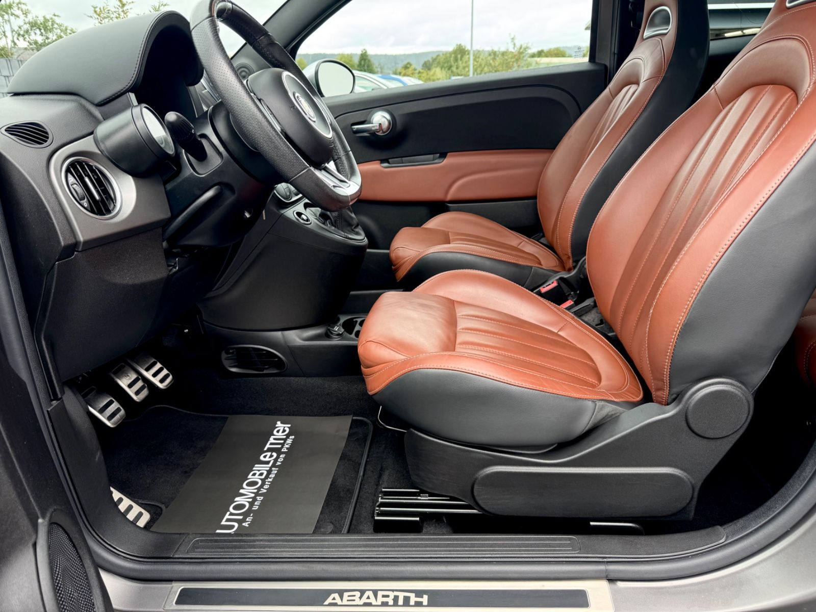 Bild 9 von 13 - Abarth 595 Turismo - Gebrauchtwagen von Automobile Trier Abarth 595 Turismo, NAVI, PDC, LEDER, GARANTIE