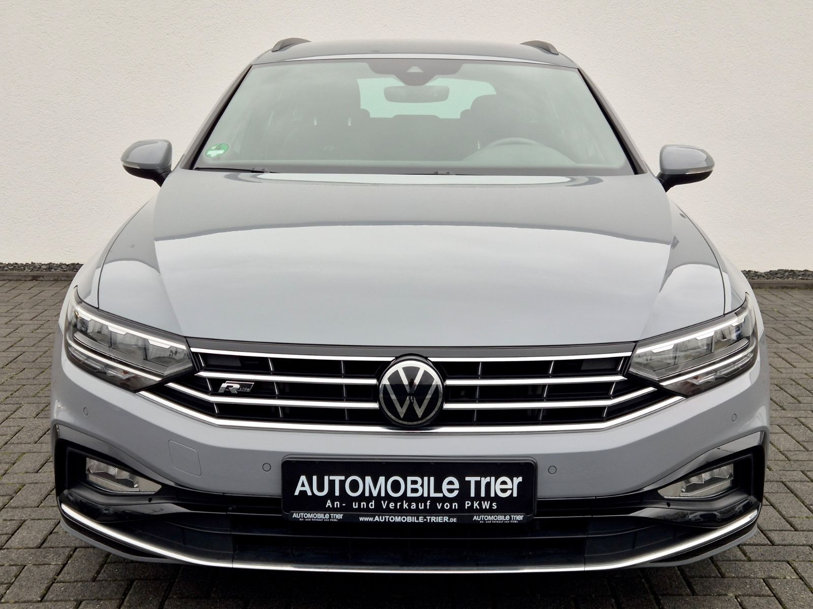 Bild 2 von 17 - Volkswagen Passat Variant - Gebrauchtwagen von Automobile Trier Volkswagen Passat Variant R Line 2.0 TDI DSG, LED, ACC, CAM
