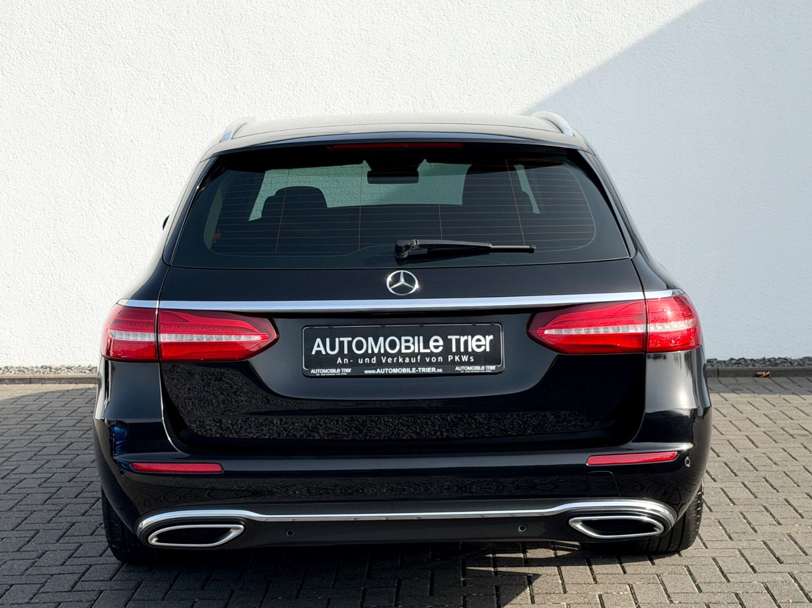 Bild 6 von 15 - Mercedes-Benz E 220 - Gebrauchtwagen von Automobile Trier Mercedes-Benz E 220d, NAVI, LED, CAM, GARANTIE