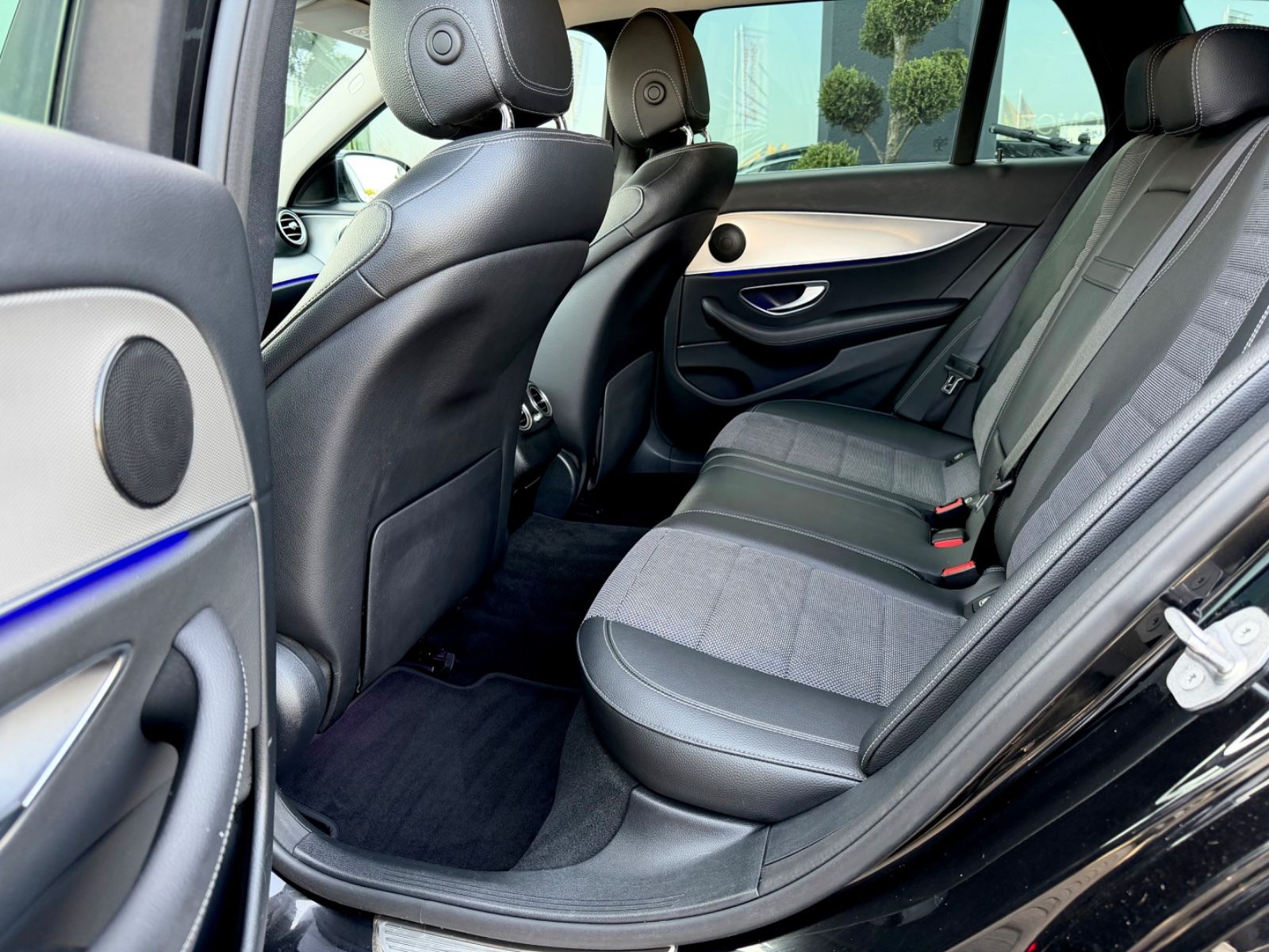 Bild 14 von 15 - Mercedes-Benz E 220 - Gebrauchtwagen von Automobile Trier Mercedes-Benz E 220d, NAVI, LED, CAM, GARANTIE