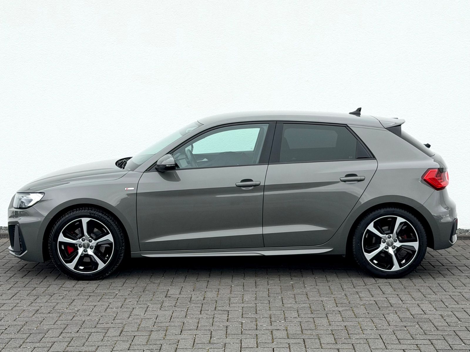 Bild 8 von 14 - Audi A1 - Gebrauchtwagen von Automobile Trier Audi A1 Sportback 40 TFSI S line Sport Plus Paket