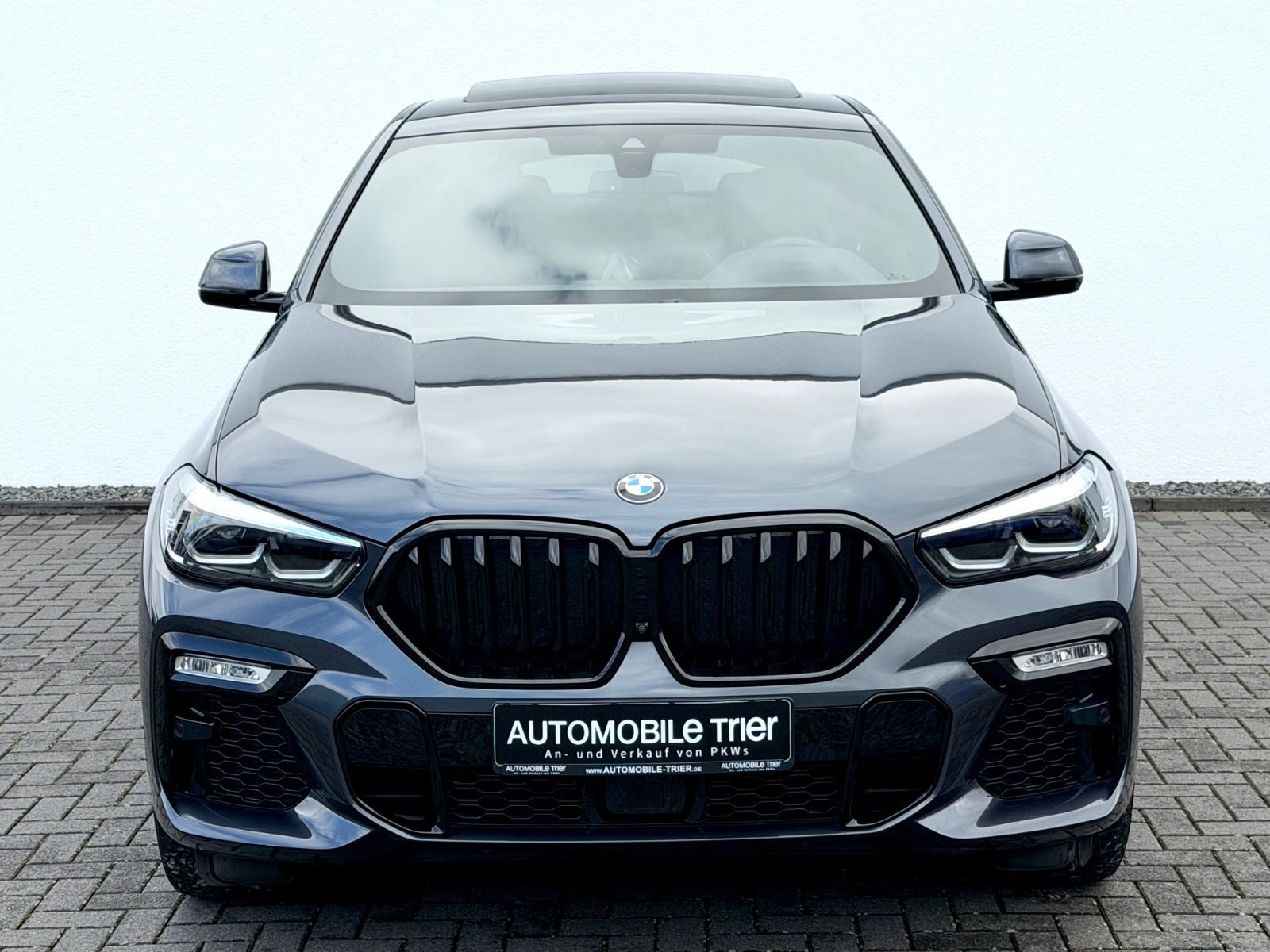 Bild 2 von 22 - BMW X6 - Gebrauchtwagen von Automobile Trier BMW X6 xDrive 30d M Sport Paket, PANO, HUD, 360°CAM, H&K