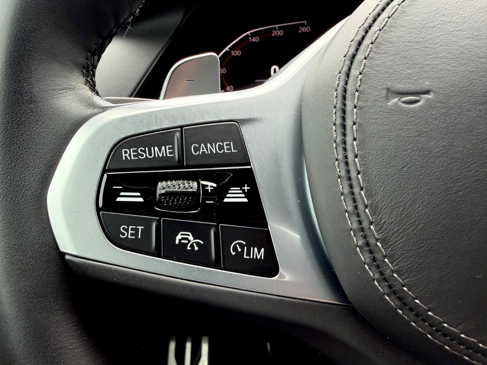 Bild 18 von 22 - BMW X6 - Gebrauchtwagen von Automobile Trier BMW X6 xDrive 30d M Sport Paket, PANO, HUD, 360°CAM, H&K