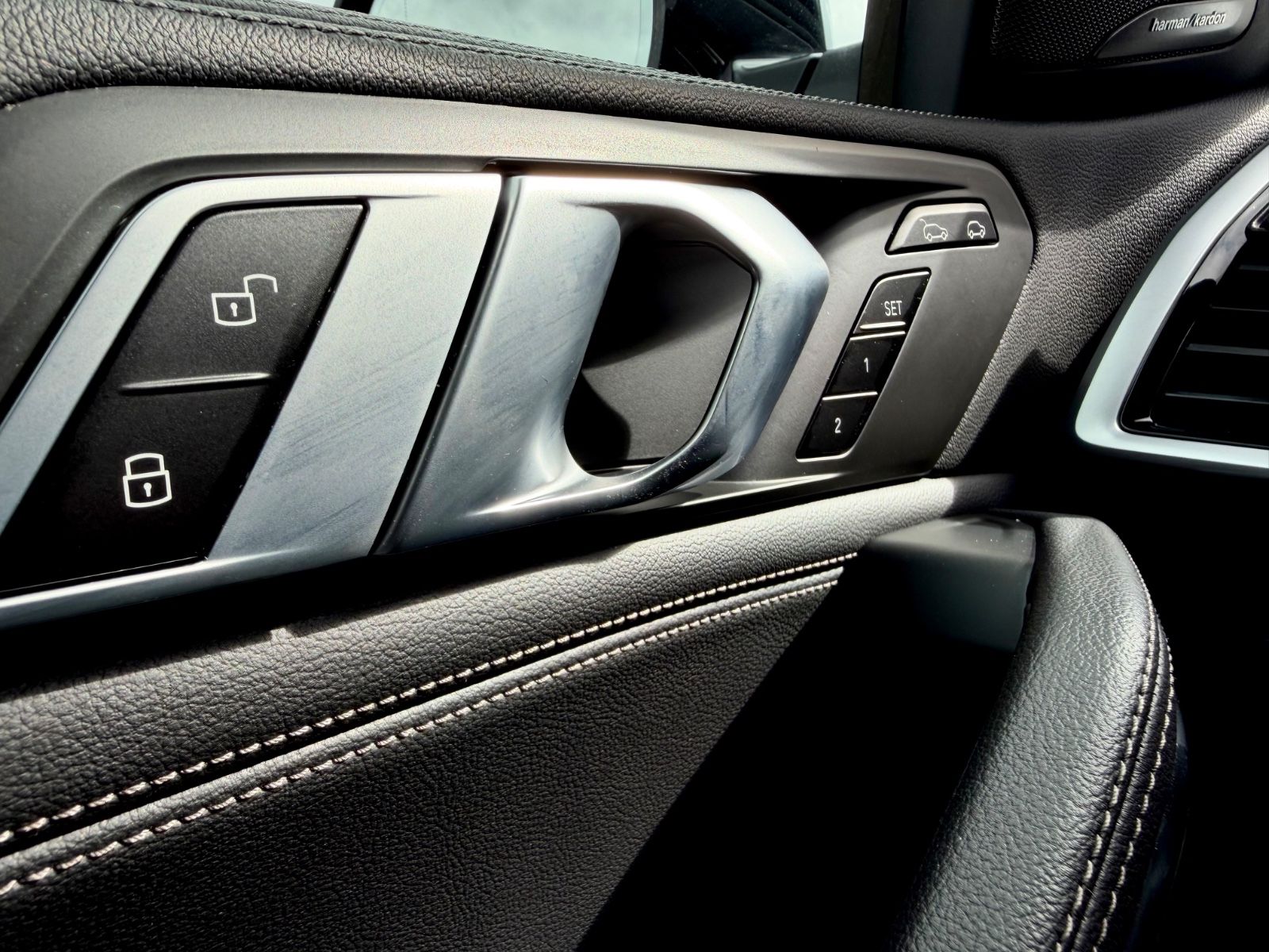 Bild 20 von 22 - BMW X6 - Gebrauchtwagen von Automobile Trier BMW X6 xDrive 30d M Sport Paket, PANO, HUD, 360°CAM, H&K