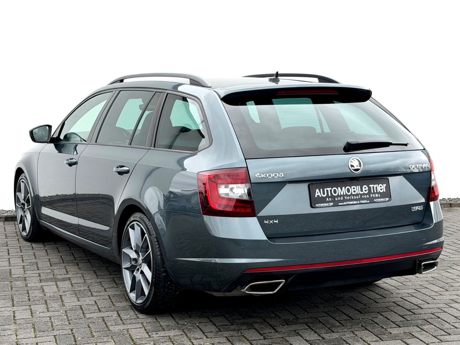 Bild 7 von 18 - Skoda Octavia - Gebrauchtwagen von Automobile Trier Skoda Octavia Combi RS 2.0 TDI DSG 4×4, LED, ACC, AHK